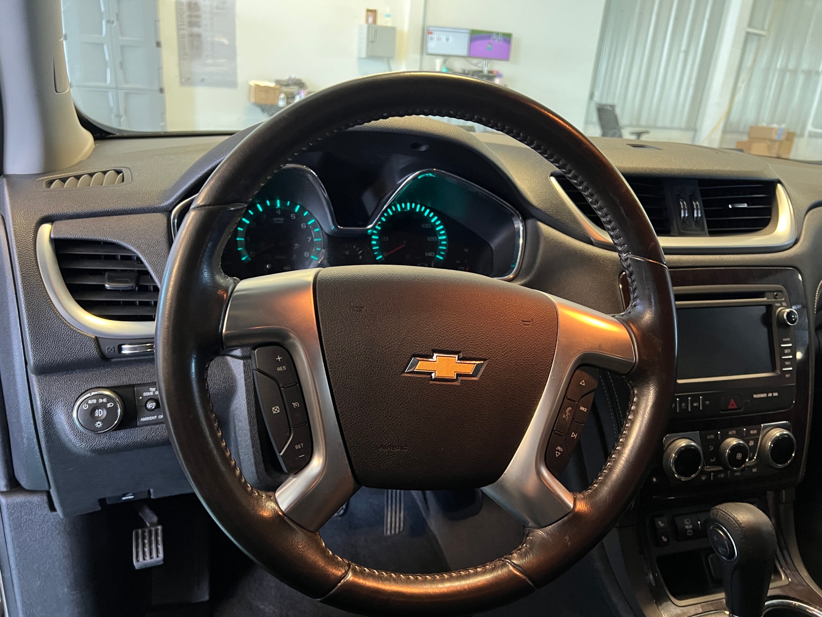 Thumbnail: 2017 Chevrolet Traverse - 4