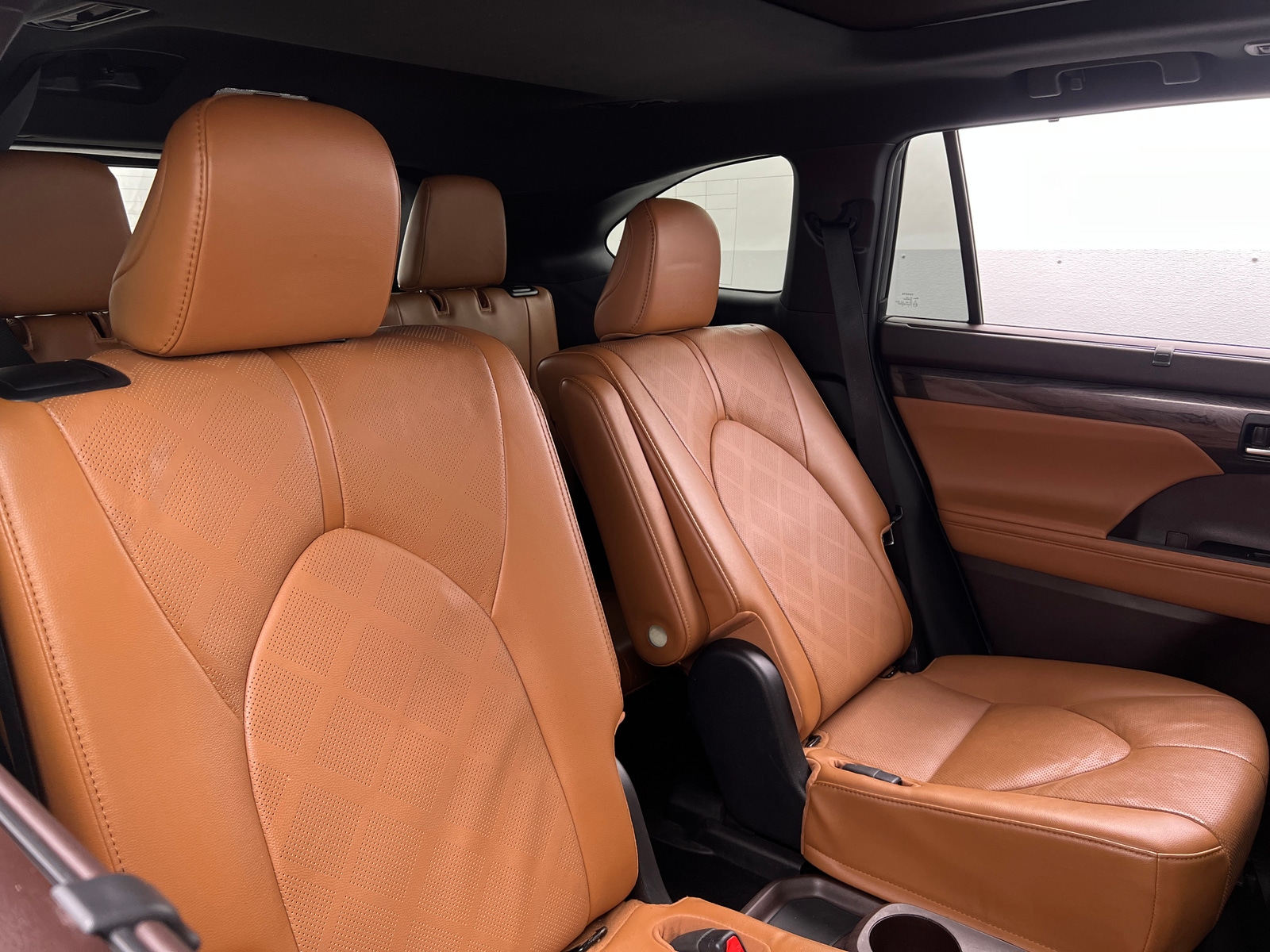 Thumbnail: 2022 Toyota Highlander - 5