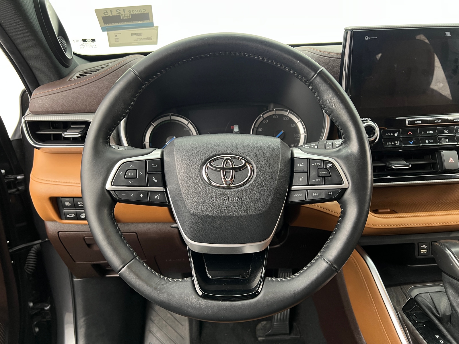 Thumbnail: 2022 Toyota Highlander - 4