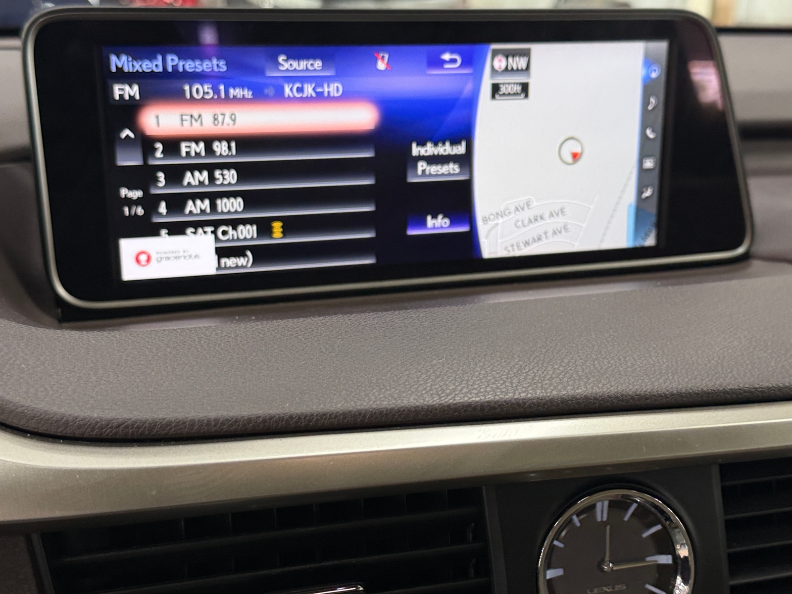 Thumbnail: 2016 Lexus RX - 3