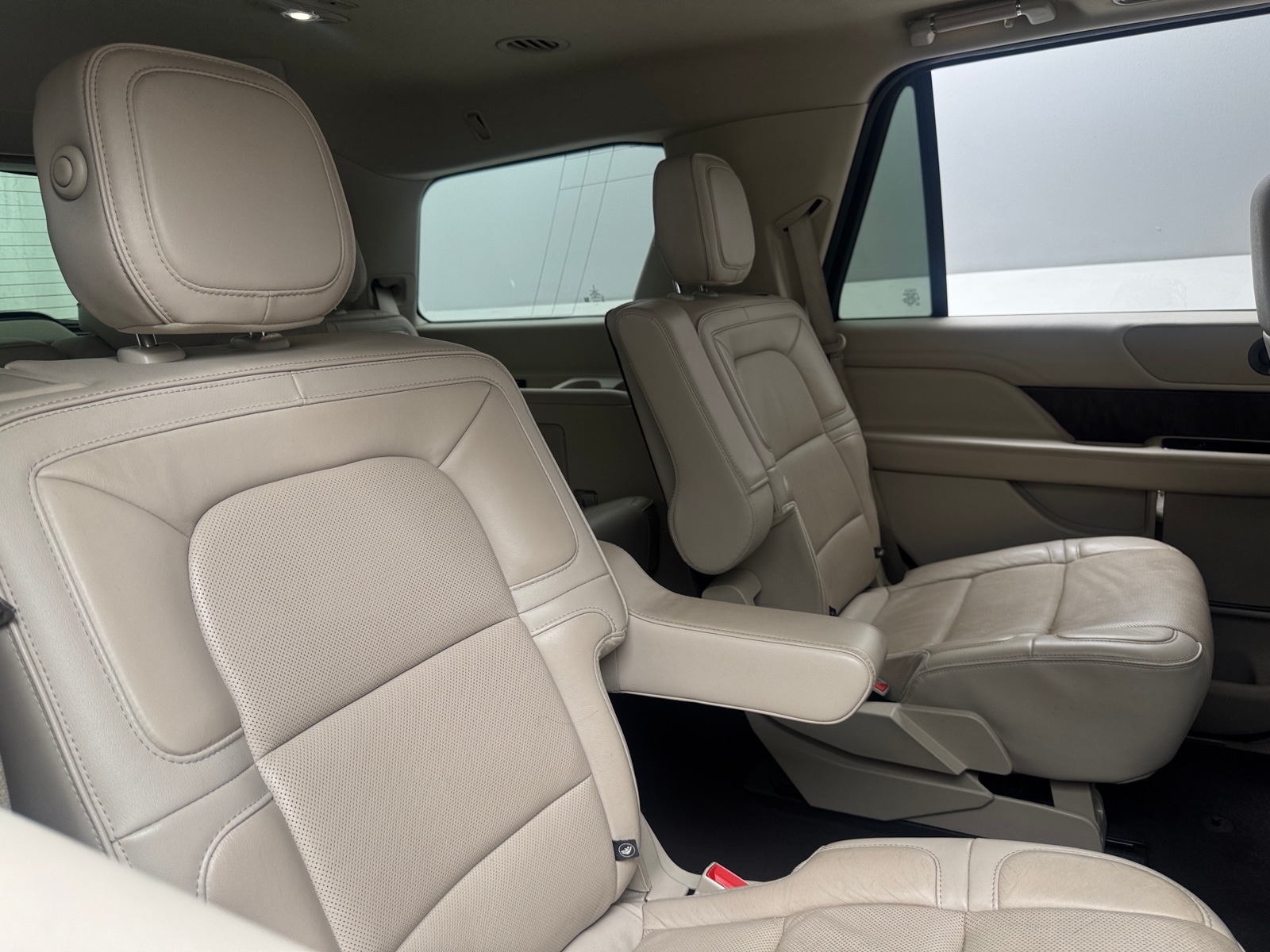 Thumbnail: 2019 Lincoln Navigator - 5