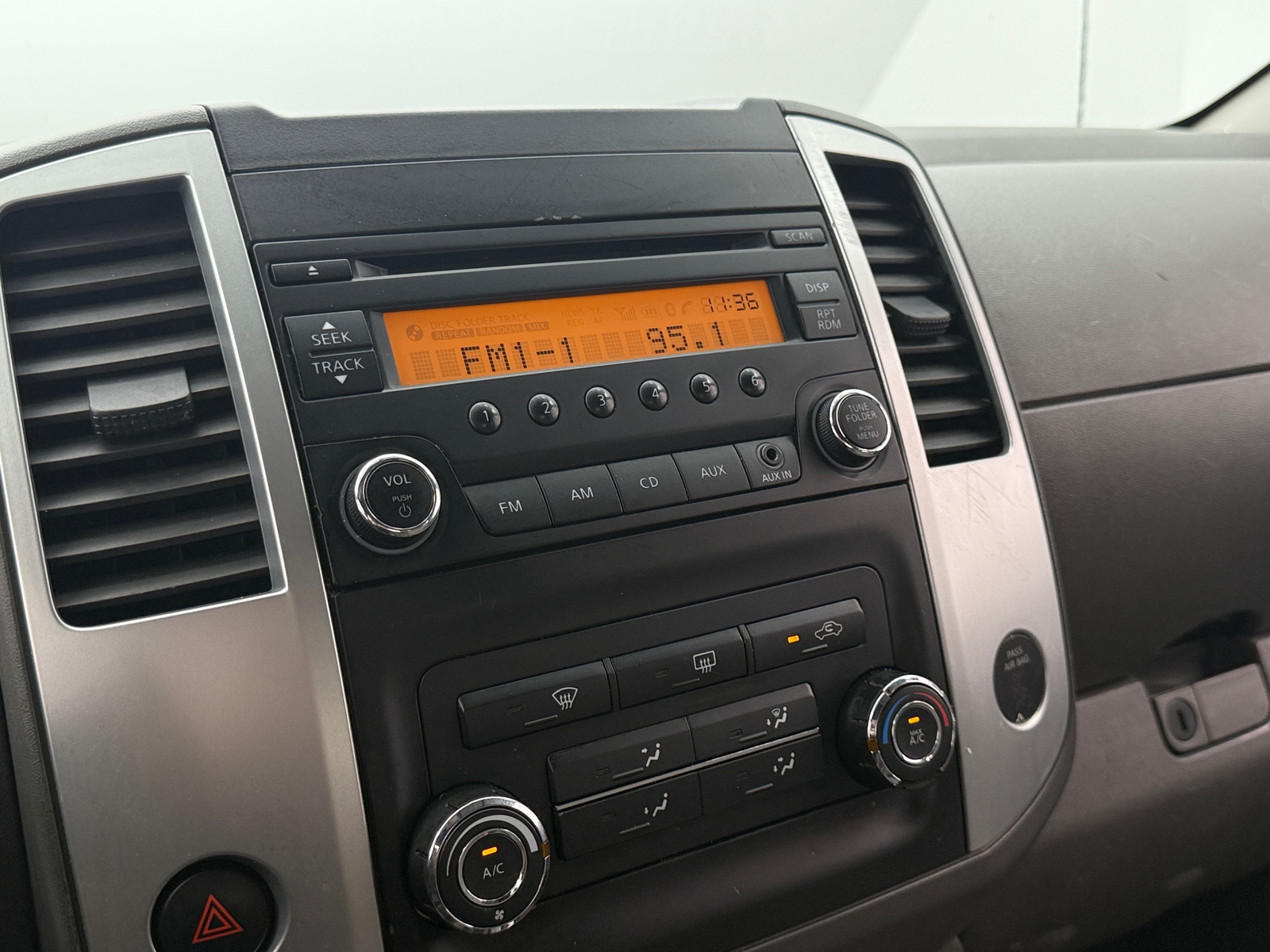 Thumbnail: 2016 Nissan Frontier - 4