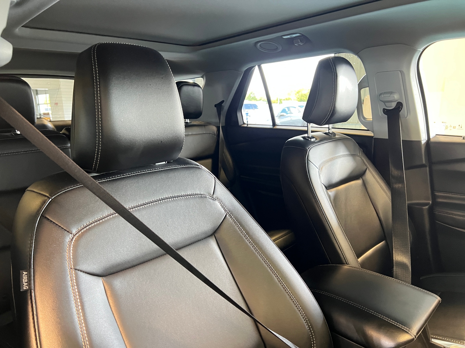 Thumbnail: 2022 Ford Explorer - 2