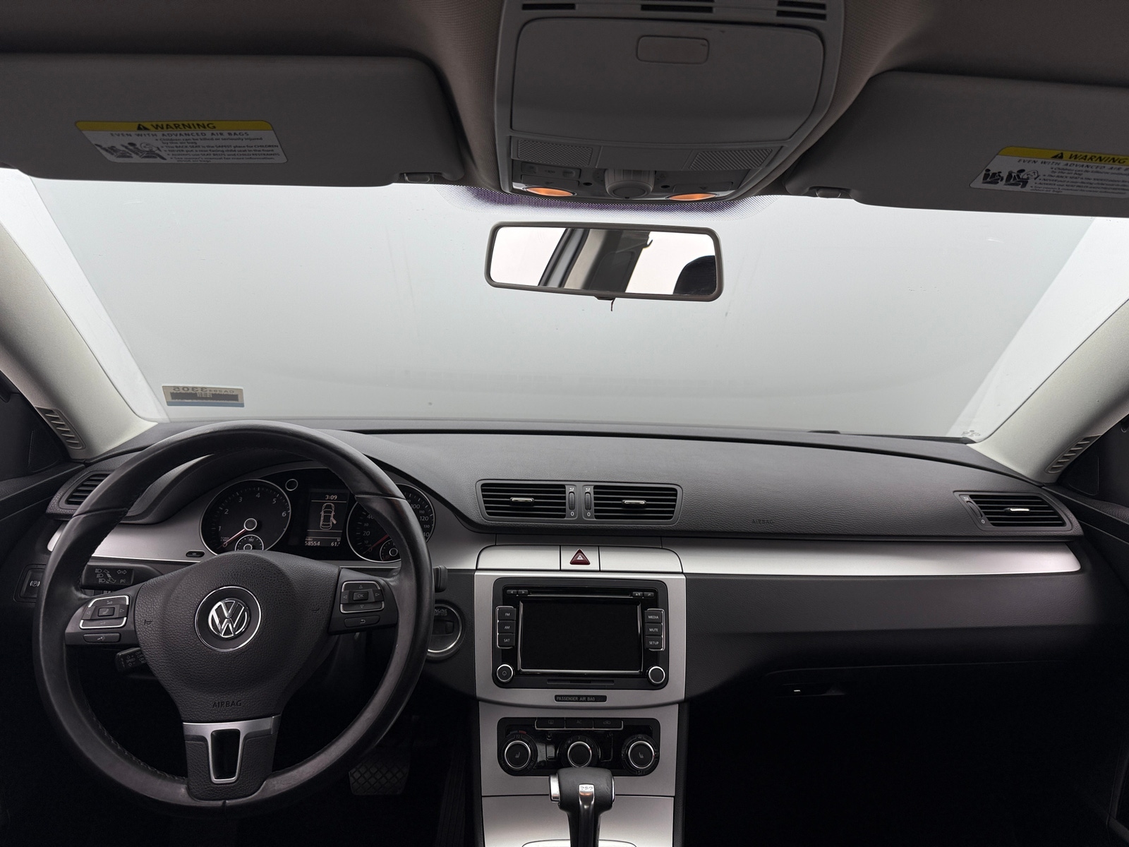 Thumbnail: 2010 Volkswagen Passat - 2