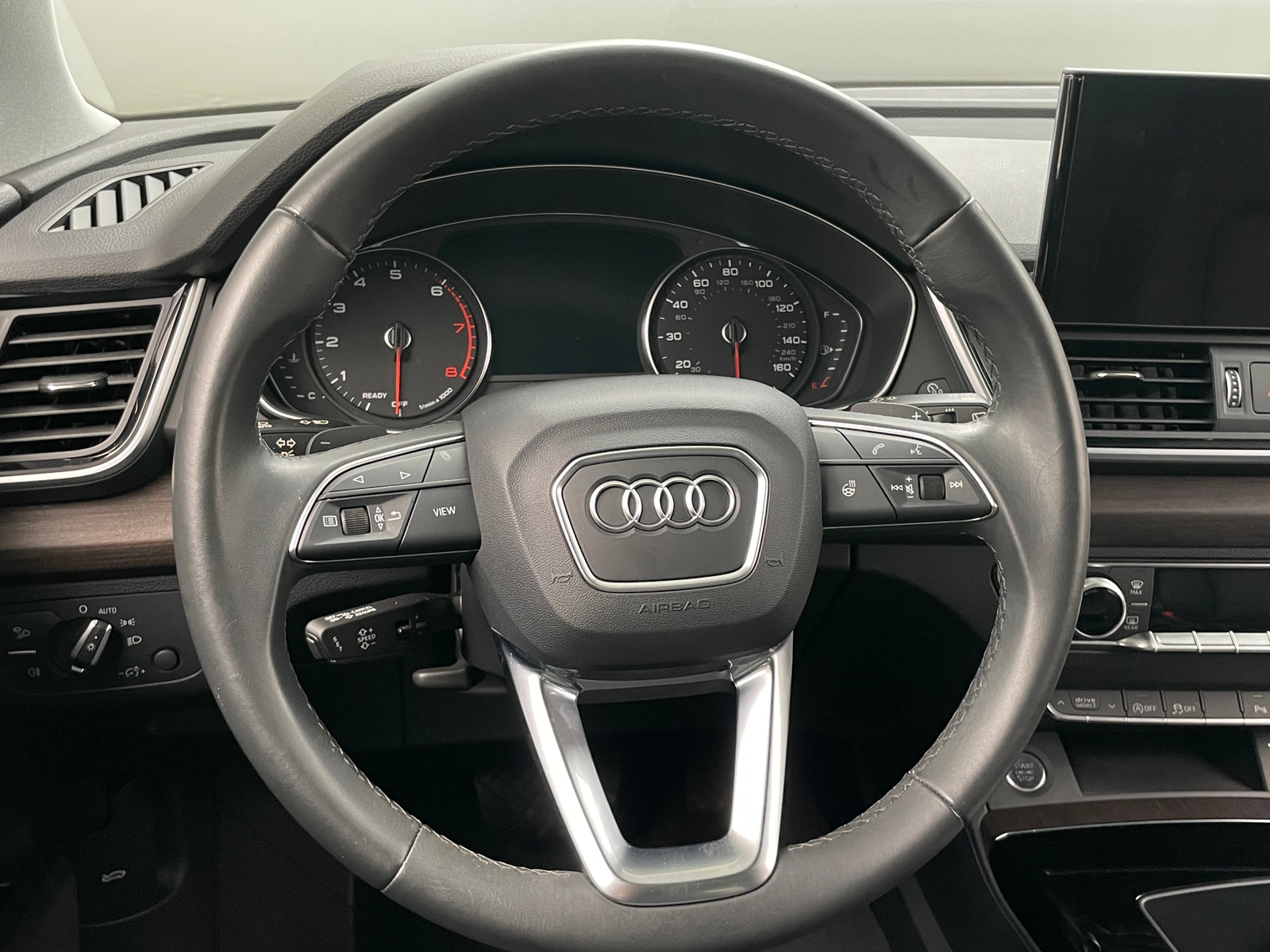 Thumbnail: 2023 Audi Q5 - 4