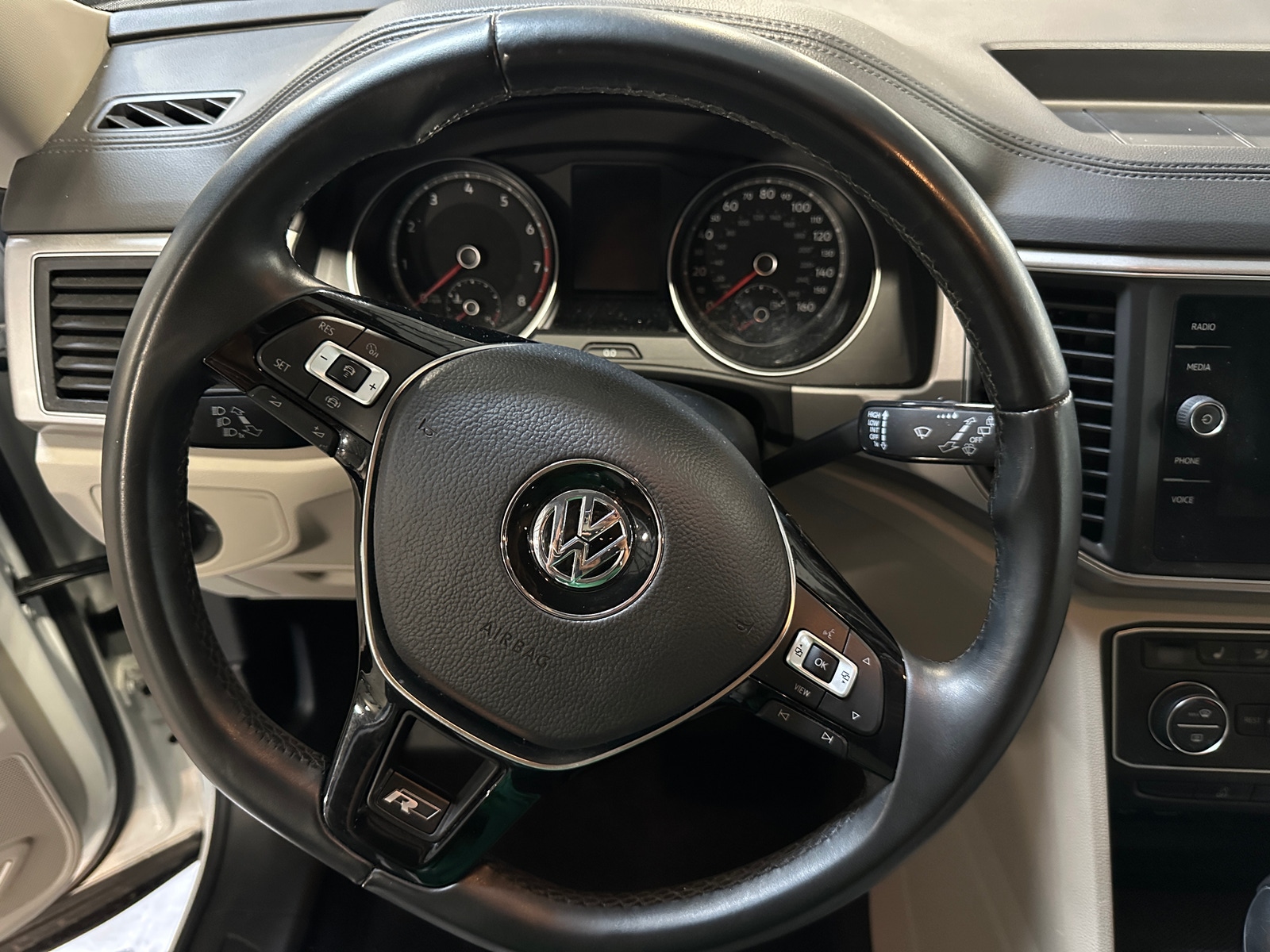 Thumbnail: 2019 Volkswagen Atlas - 4