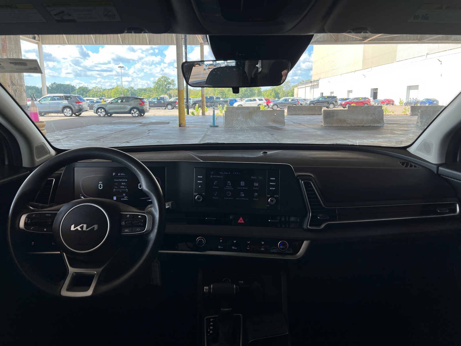 Thumbnail: 2023 Kia Sportage - 3