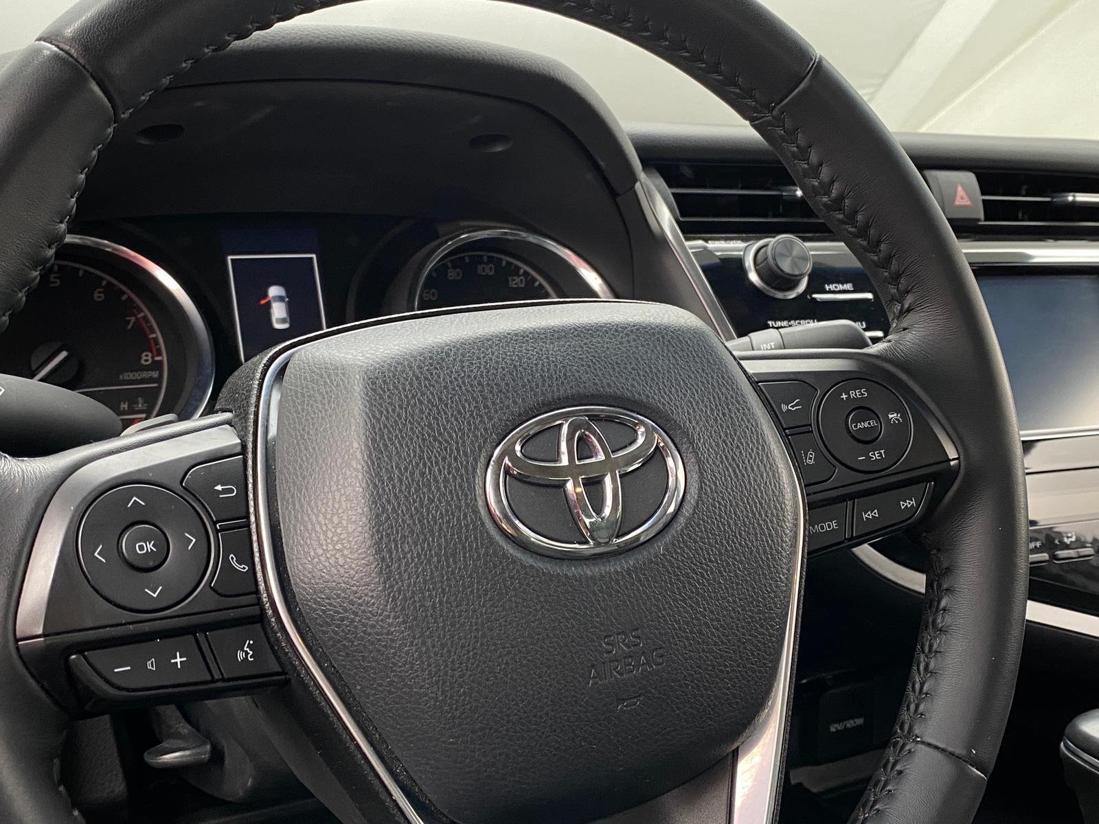 Thumbnail: 2020 Toyota Camry - 5