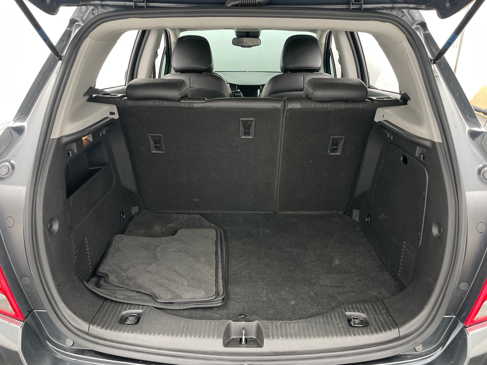 Thumbnail: 2018 Chevrolet Trax - 7