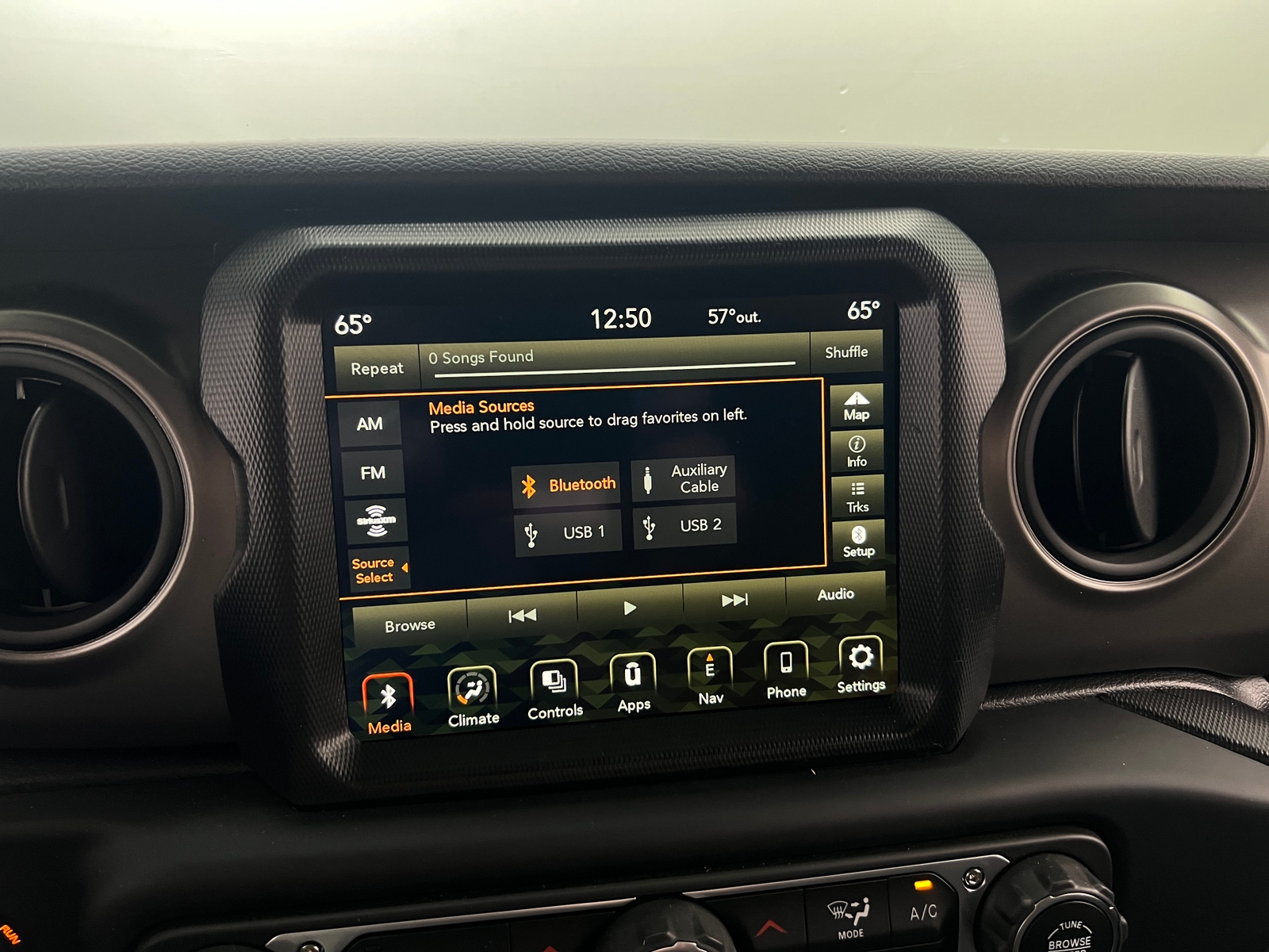 Thumbnail: 2022 Jeep Wrangler - 4