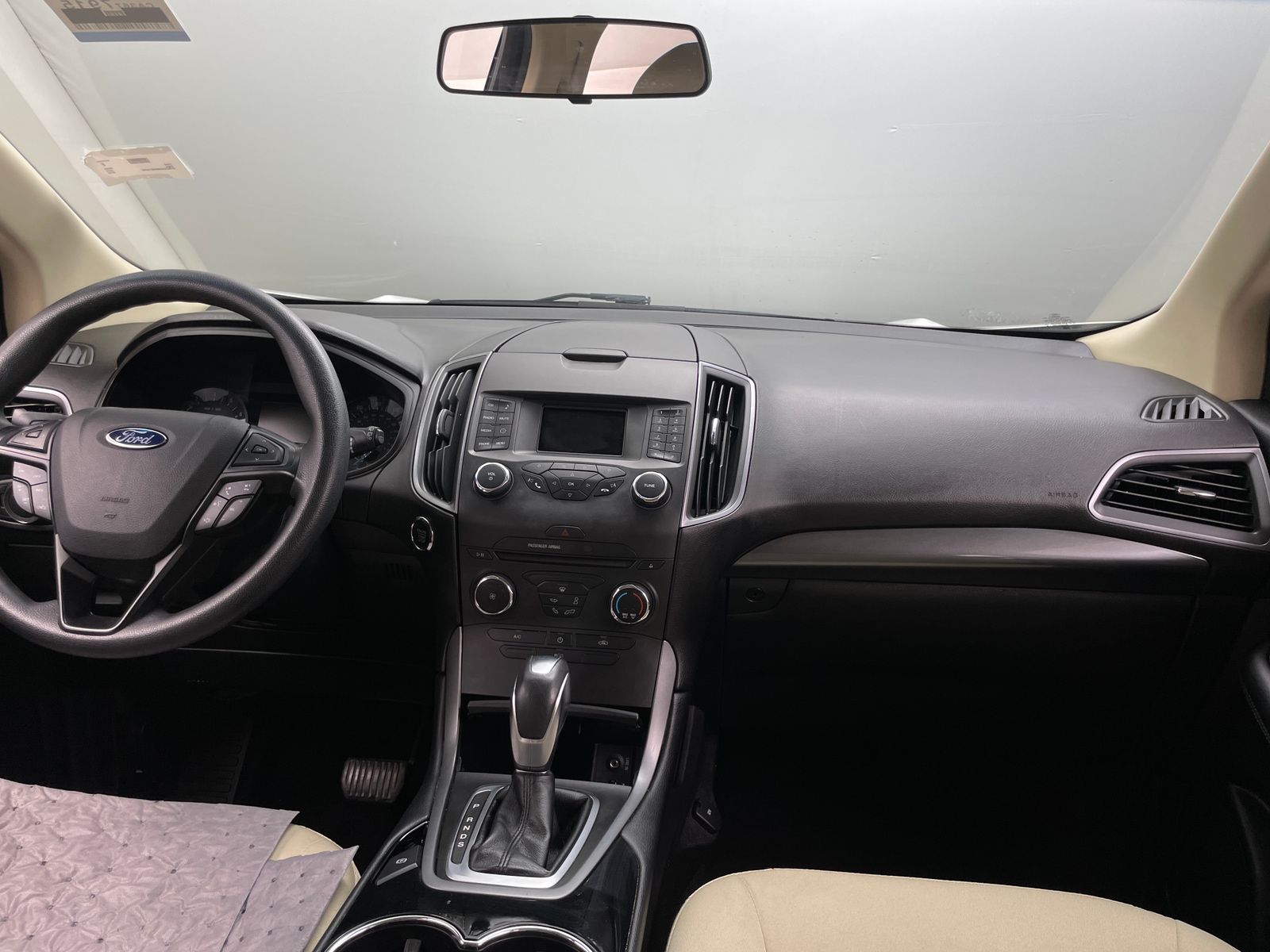 Thumbnail: 2015 Ford Edge - 3