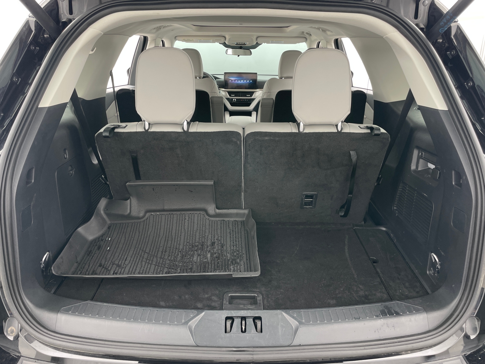 Thumbnail: 2025 Ford Explorer - 7