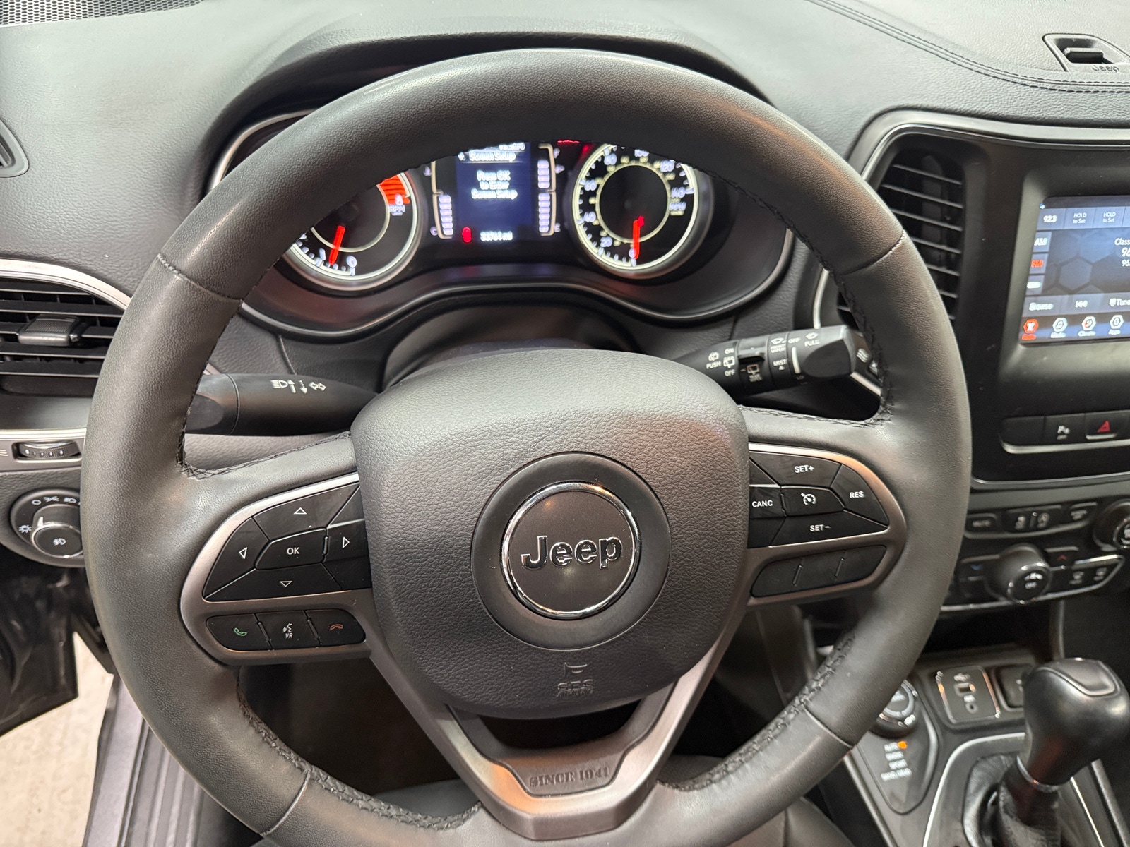 Thumbnail: 2021 Jeep Cherokee - 4
