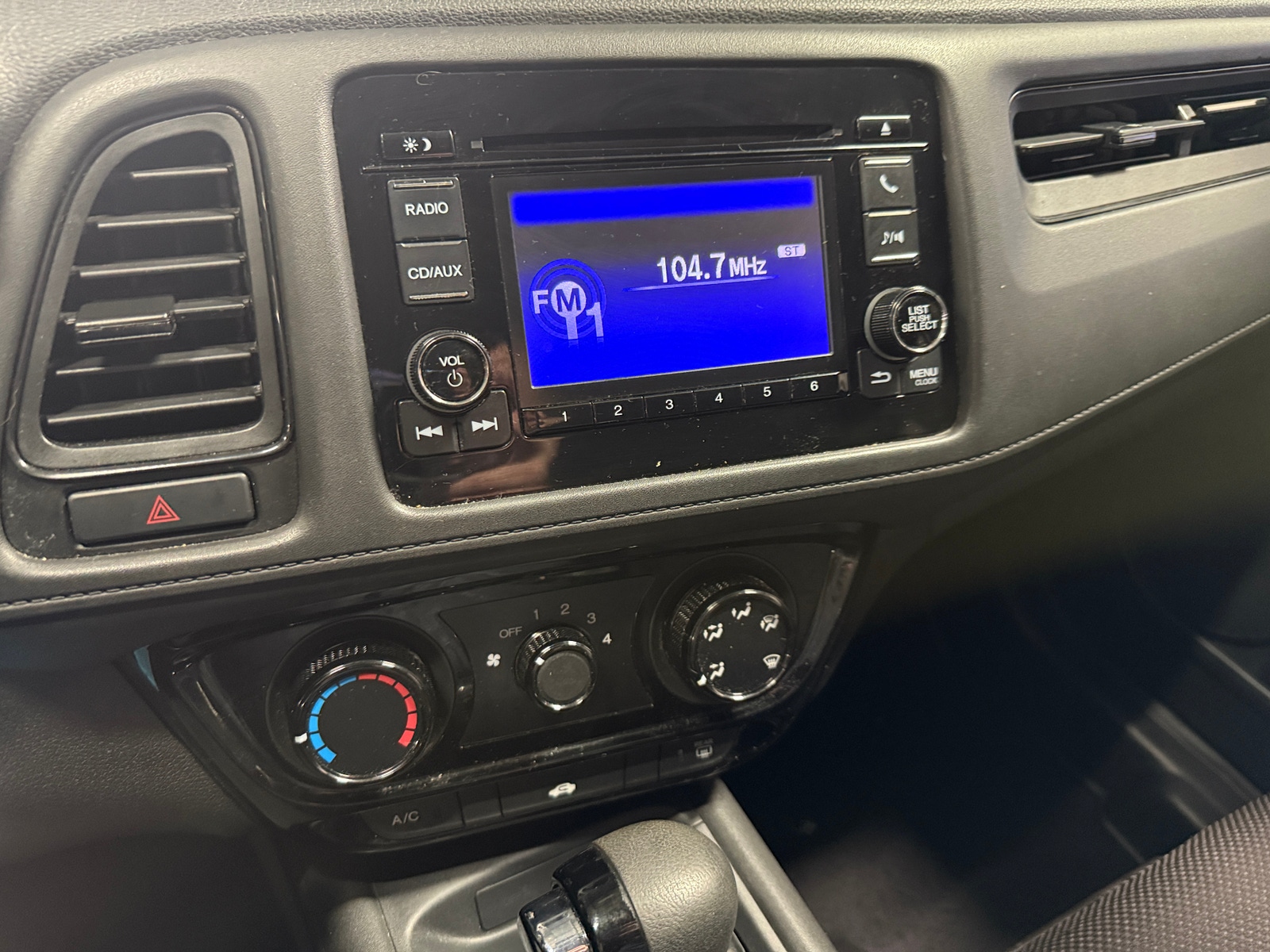 Thumbnail: 2017 Honda HR-V - 4