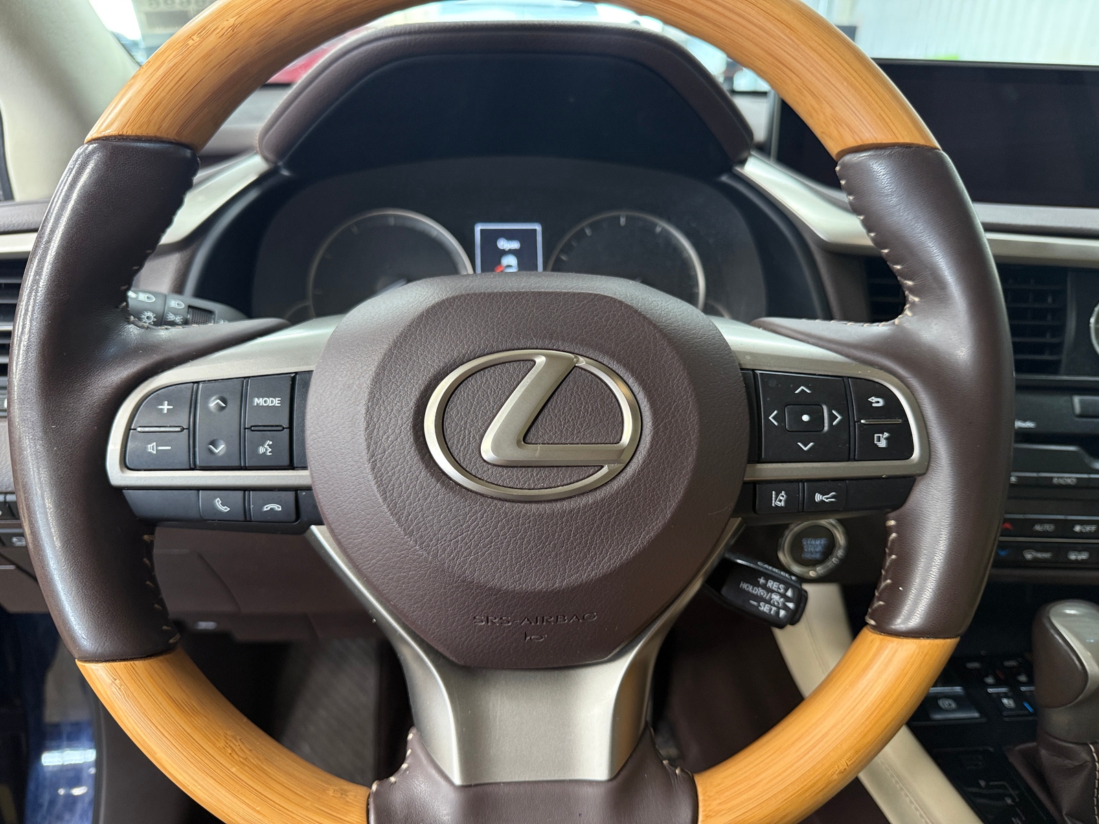 Thumbnail: 2019 Lexus RX - 4