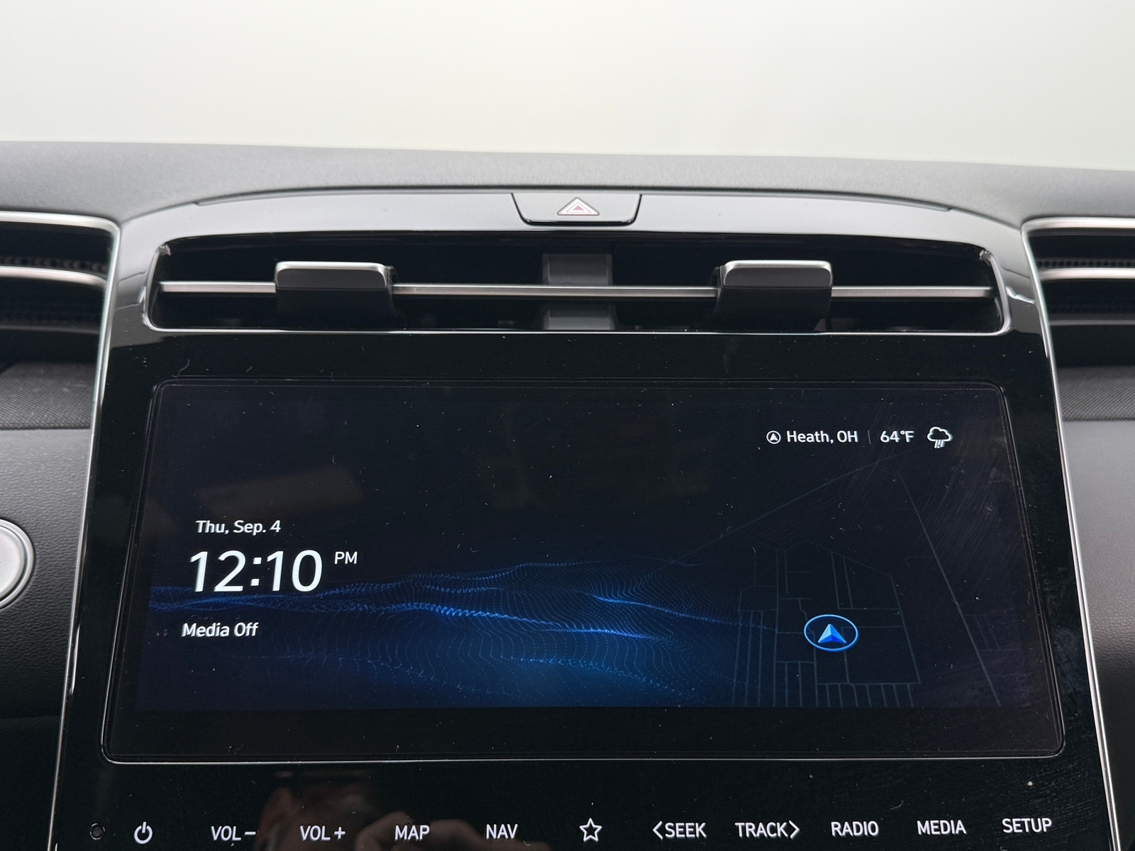 Thumbnail: 2023 Hyundai Santa Cruz - 3