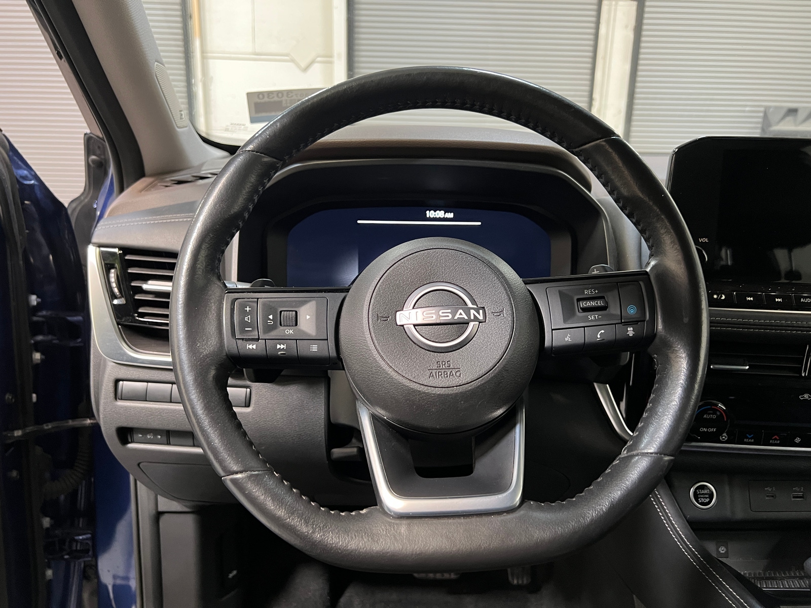 Thumbnail: 2022 Nissan Rogue - 4