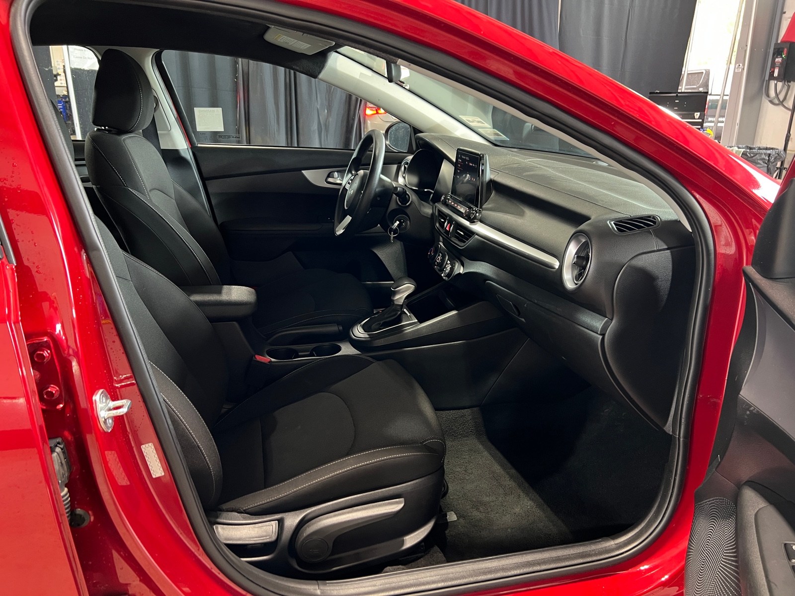 Thumbnail: 2023 Kia Forte - 2