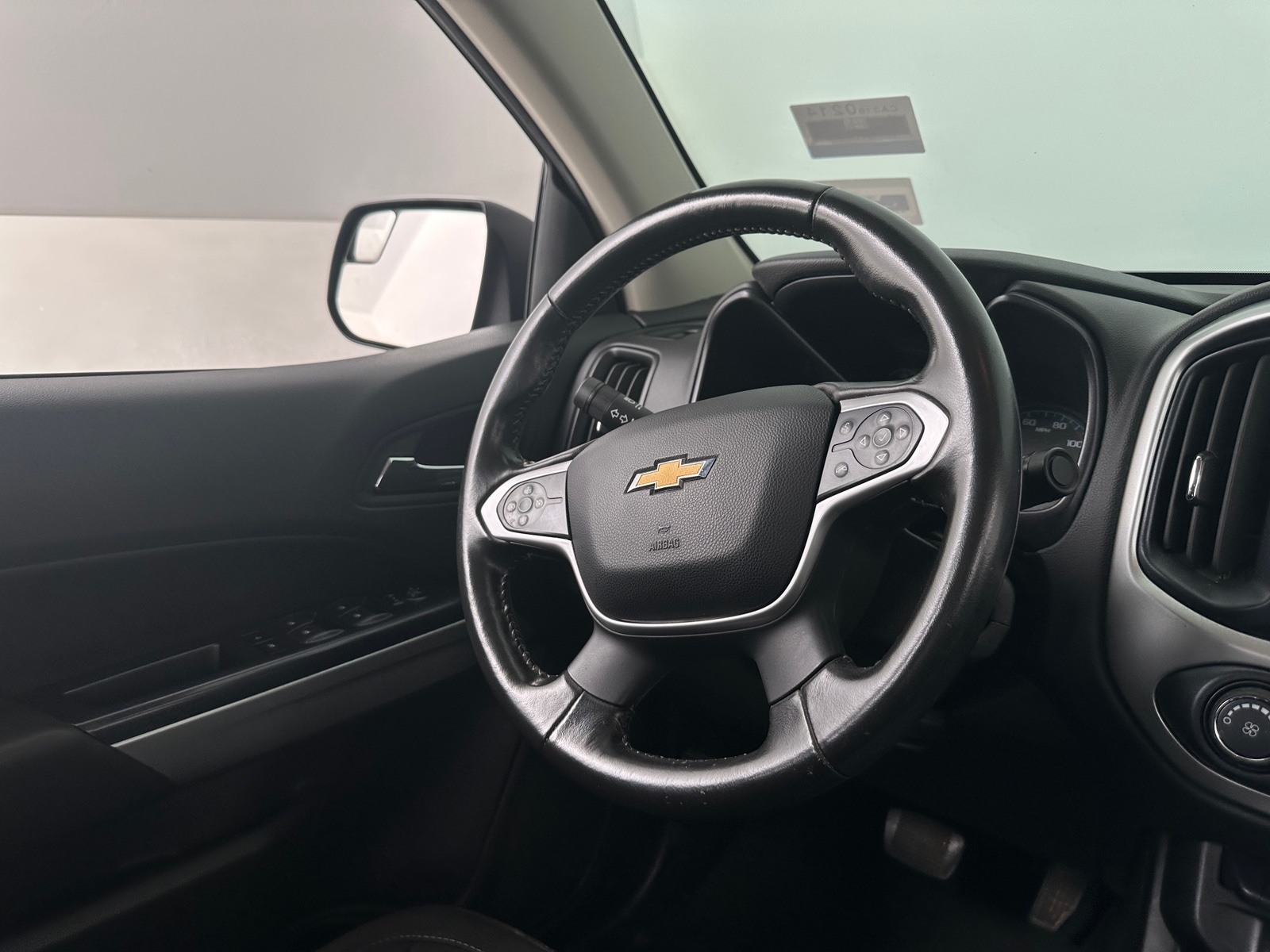 Thumbnail: 2022 Chevrolet Colorado - 5