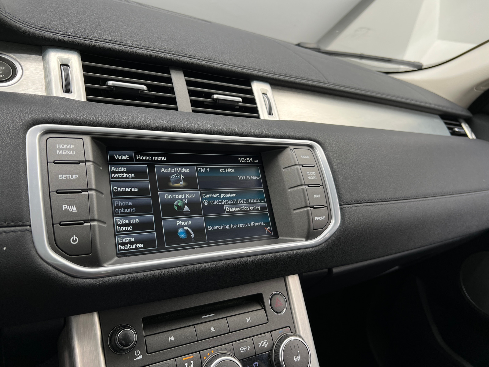 Thumbnail: 2015 Land Rover Range Rover Evoque - 3