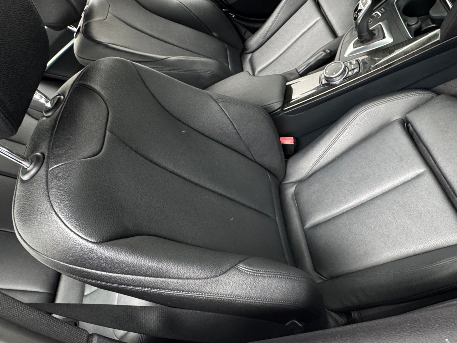 Thumbnail: 2016 BMW 3 Series - 2