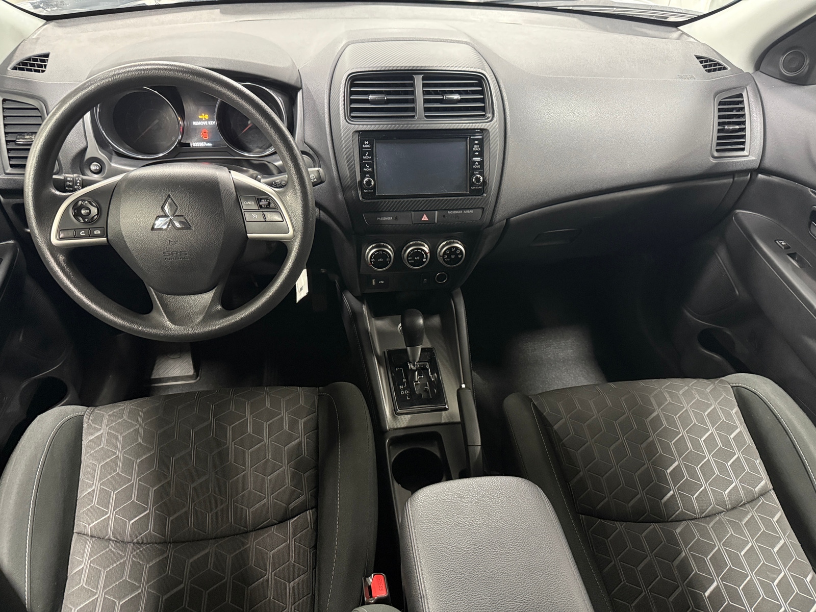 Thumbnail: 2024 Mitsubishi Outlander Sport - 3