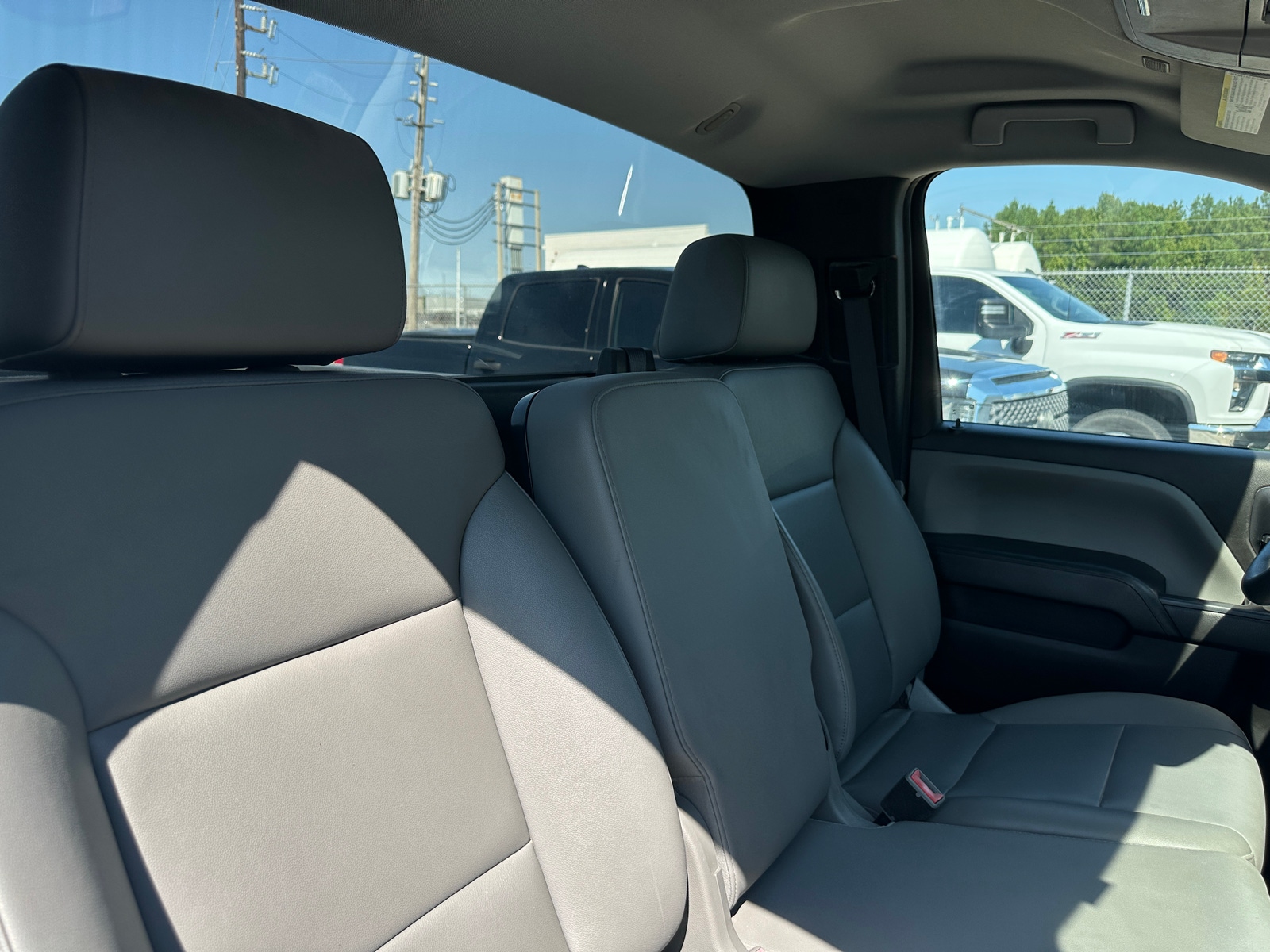 Thumbnail: 2018 Chevrolet Silverado 1500 - 2