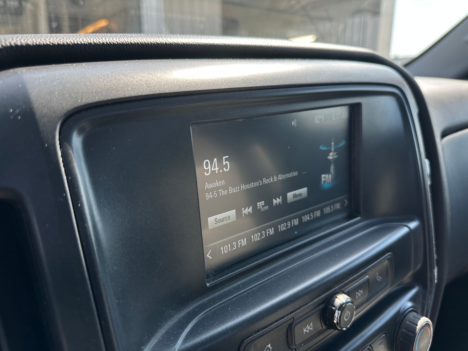 Thumbnail: 2018 Chevrolet Silverado 1500 - 4