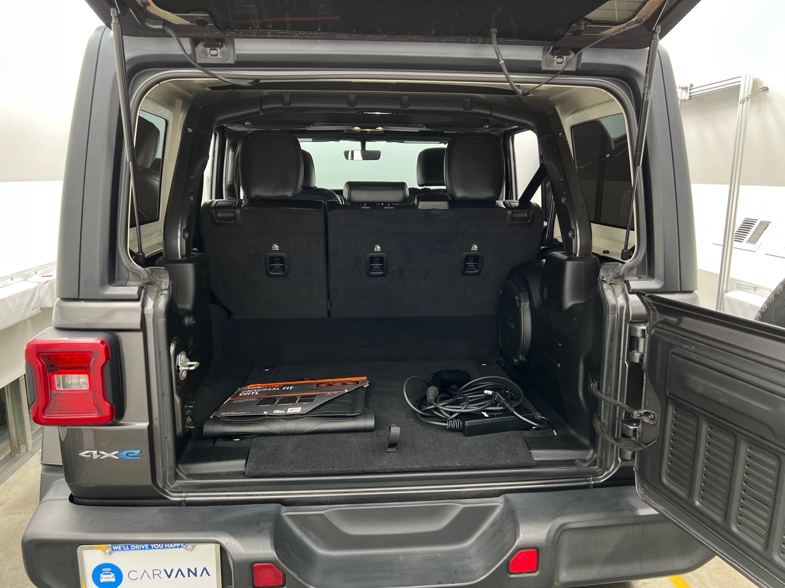 Thumbnail: 2021 Jeep Wrangler - 6