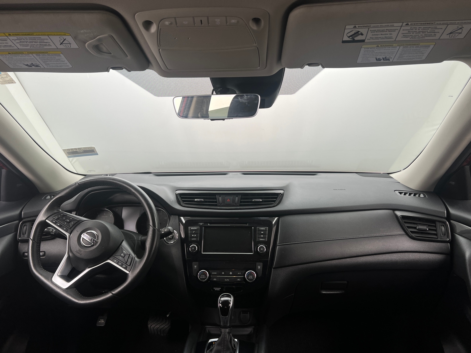 Thumbnail: 2019 Nissan Rogue - 3