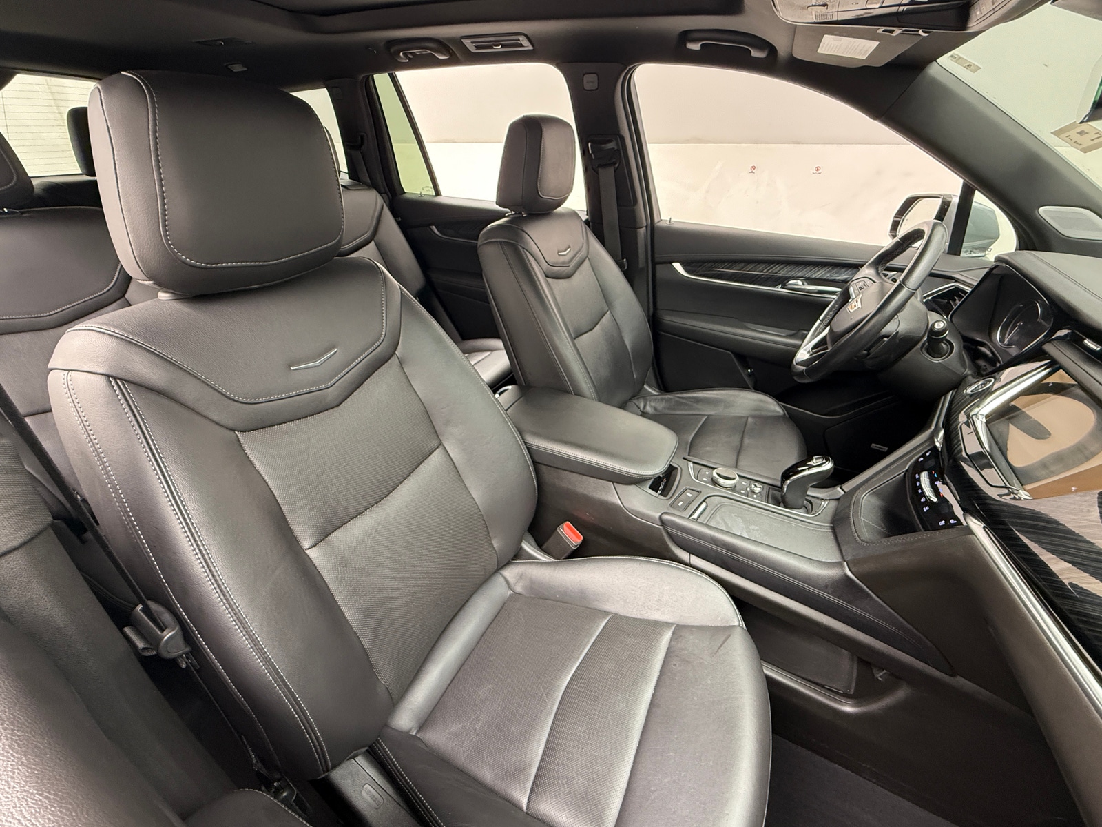 Thumbnail: 2023 Cadillac XT6 - 2
