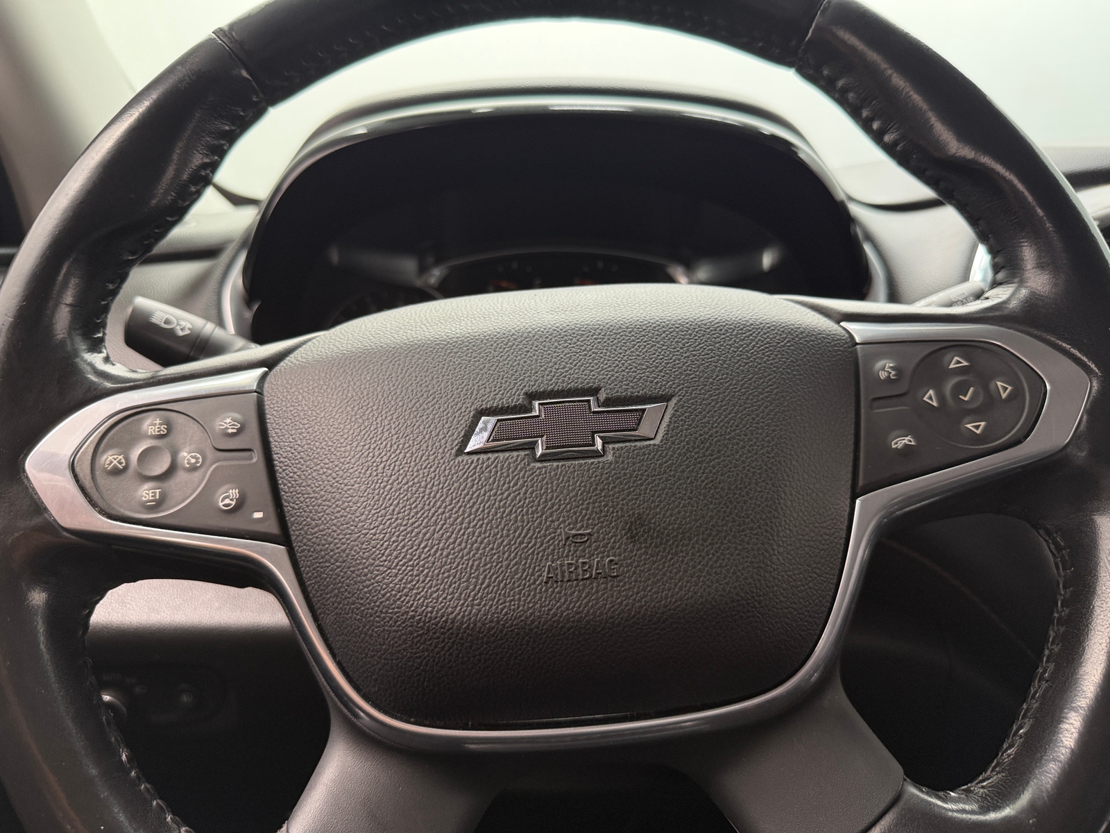 Thumbnail: 2020 Chevrolet Traverse - 4