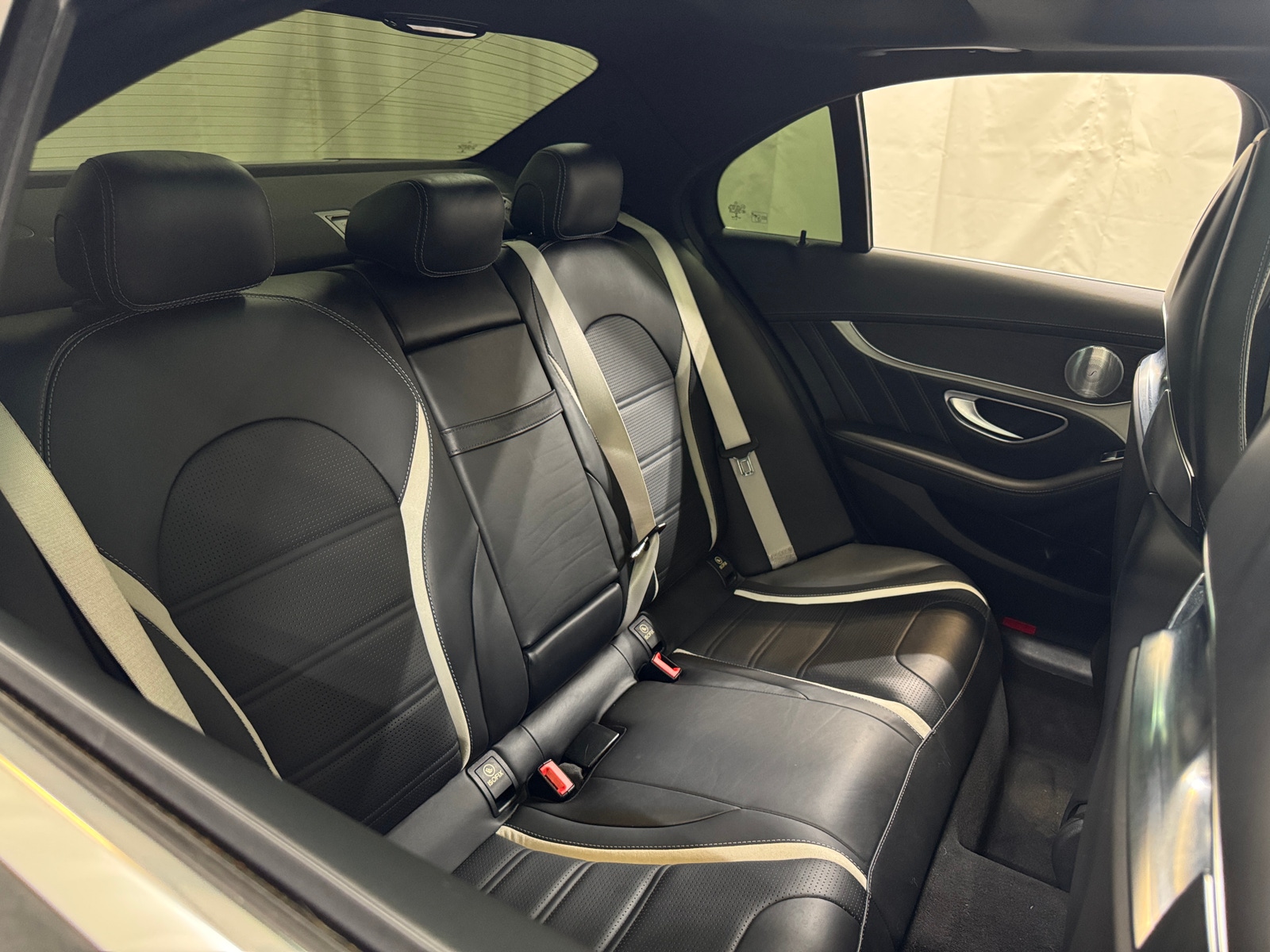 Thumbnail: 2016 Mercedes-Benz C-Class - 5