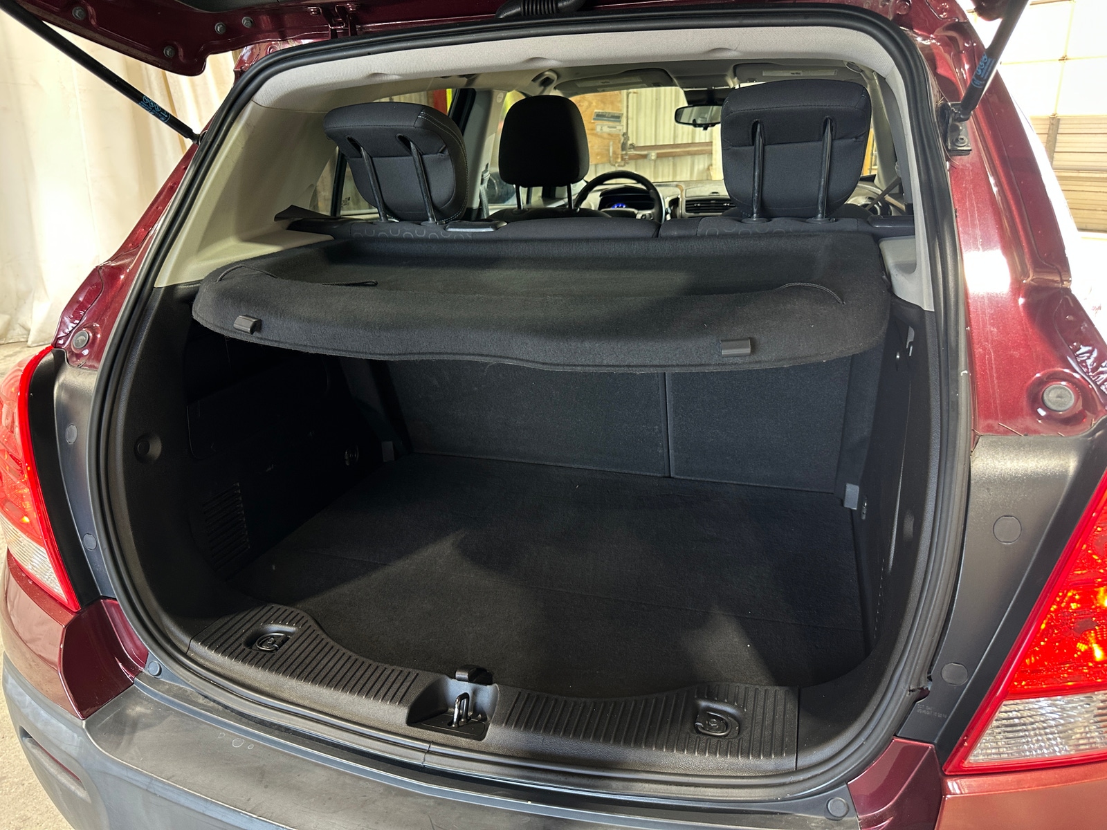 Thumbnail: 2016 Chevrolet Trax - 7