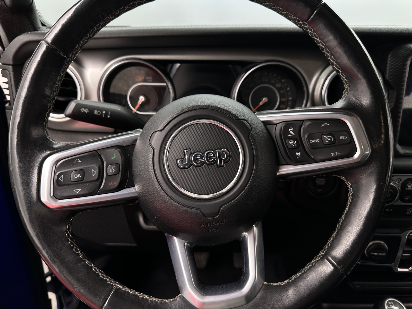 Thumbnail: 2019 Jeep Wrangler - 5