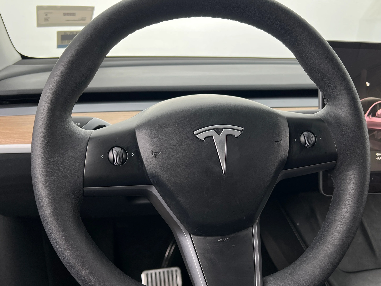 Thumbnail: 2023 Tesla Model Y - 4