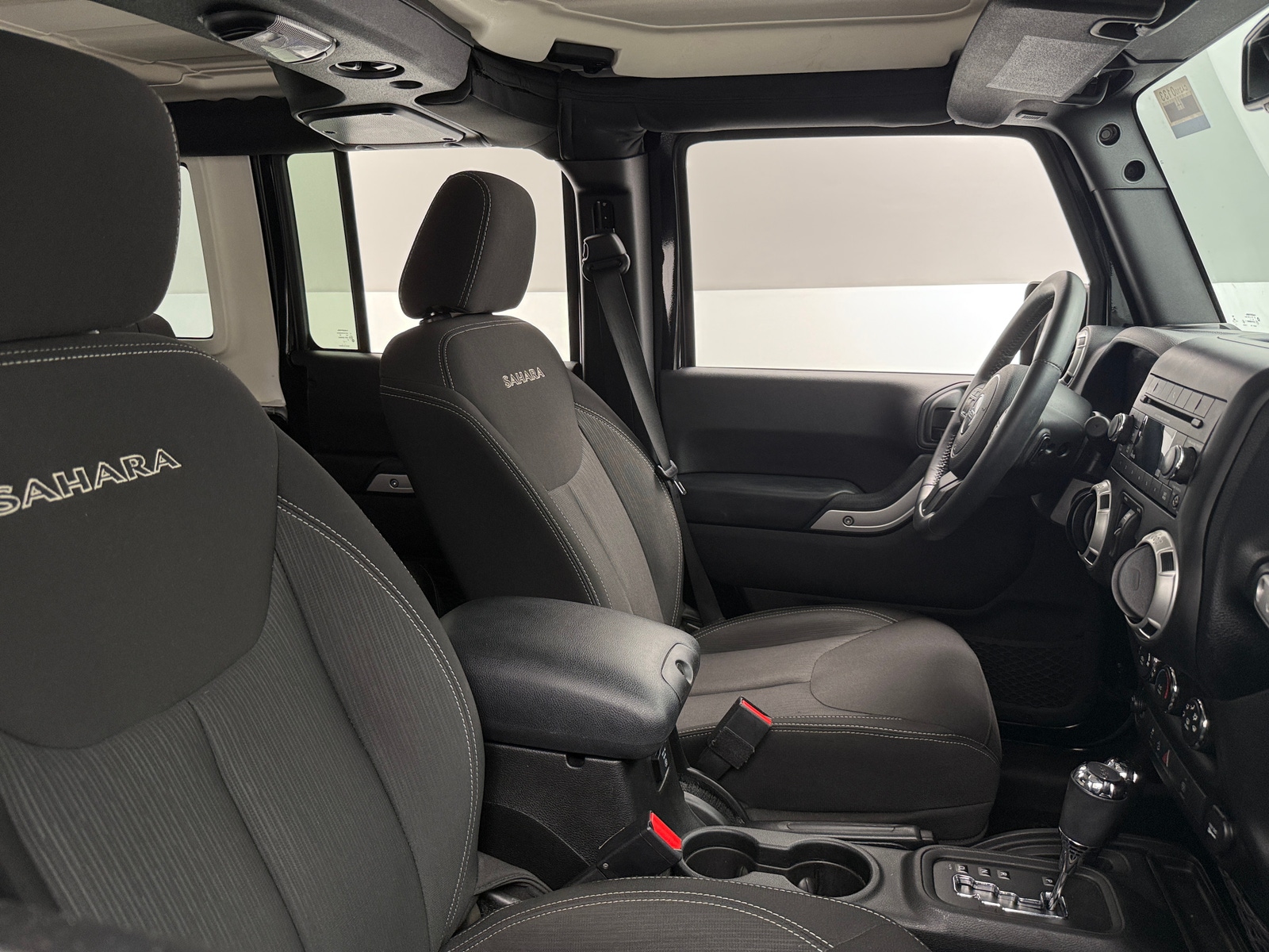 Thumbnail: 2016 Jeep Wrangler - 2