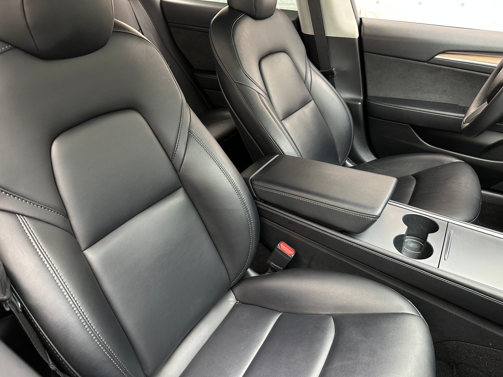 Thumbnail: 2021 Tesla Model 3 - 2