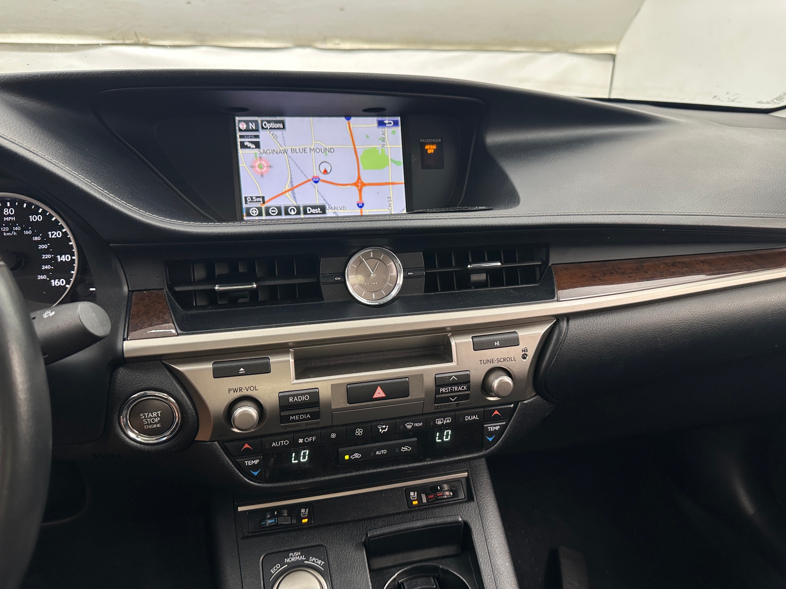 Thumbnail: 2015 Lexus ES - 3