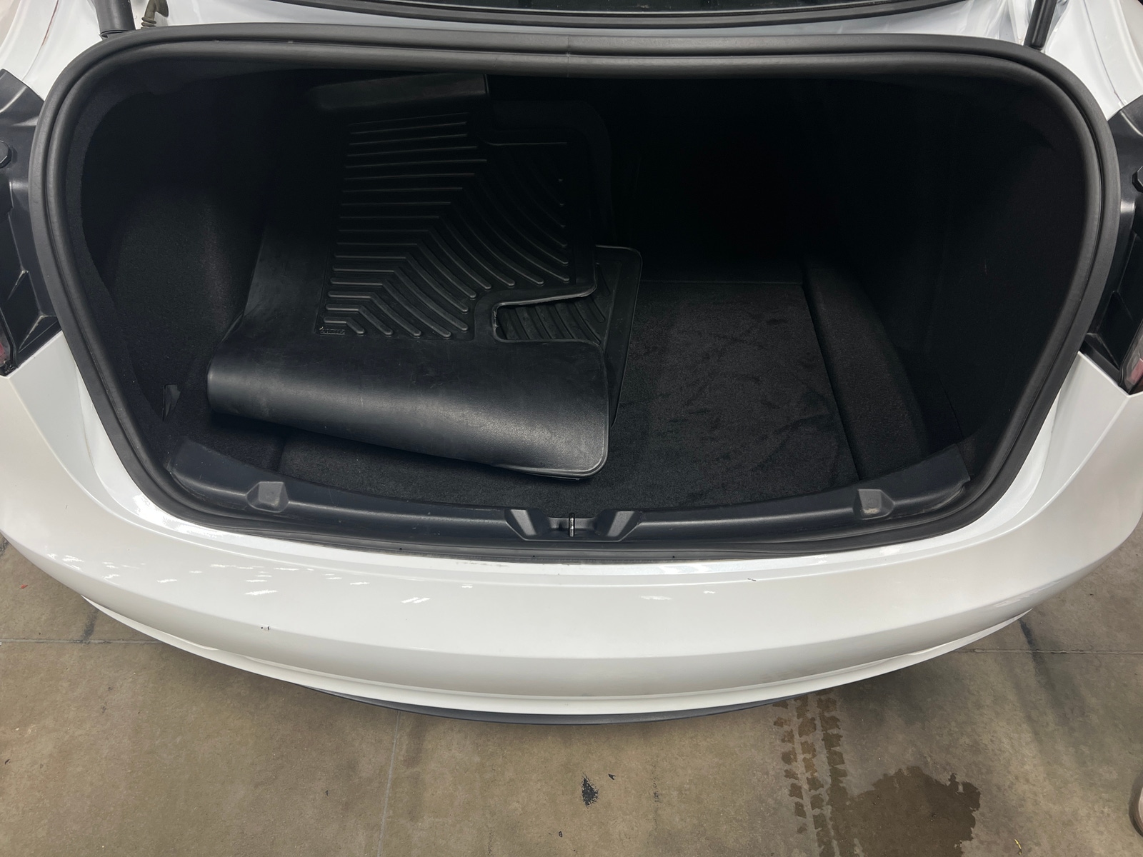 Thumbnail: 2023 Tesla Model 3 - 6