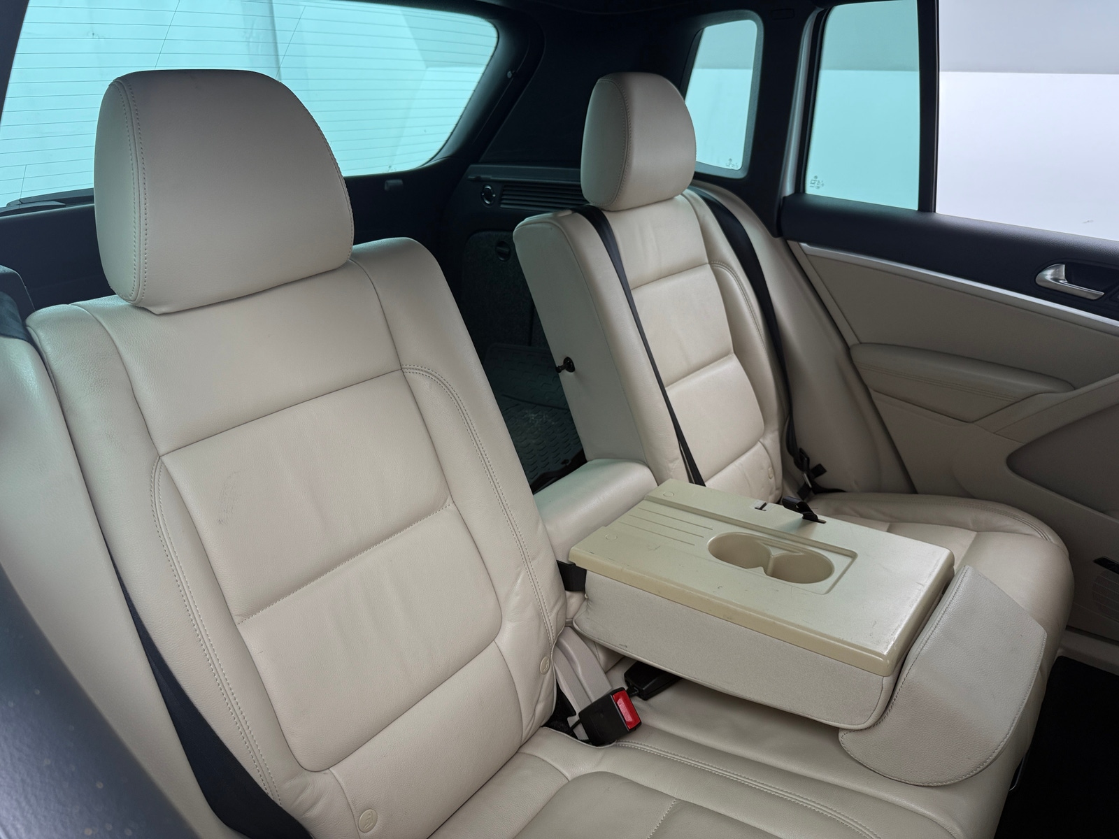 Thumbnail: 2014 Volkswagen Tiguan - 6