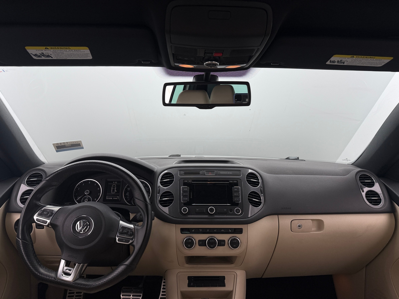 Thumbnail: 2014 Volkswagen Tiguan - 3
