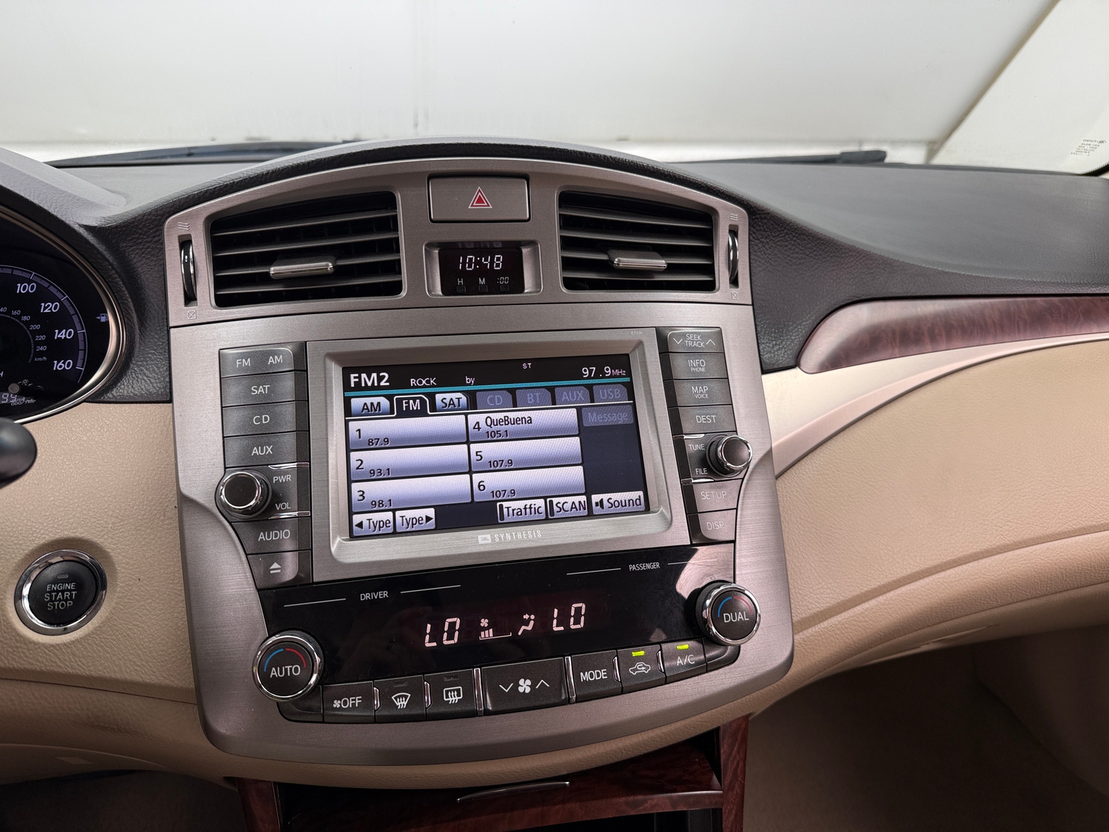 Thumbnail: 2012 Toyota Avalon - 4