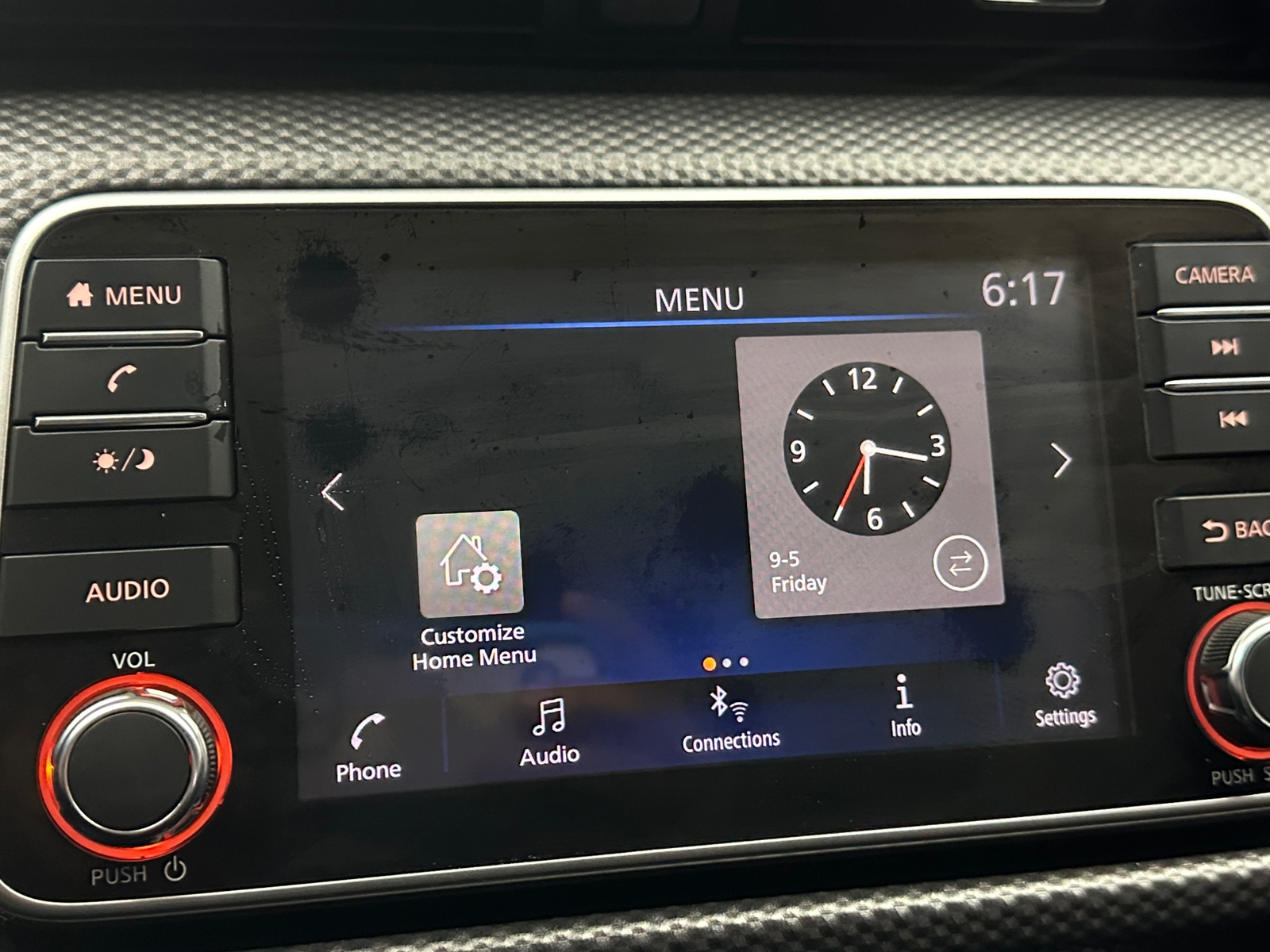 Thumbnail: 2019 Nissan Kicks - 4