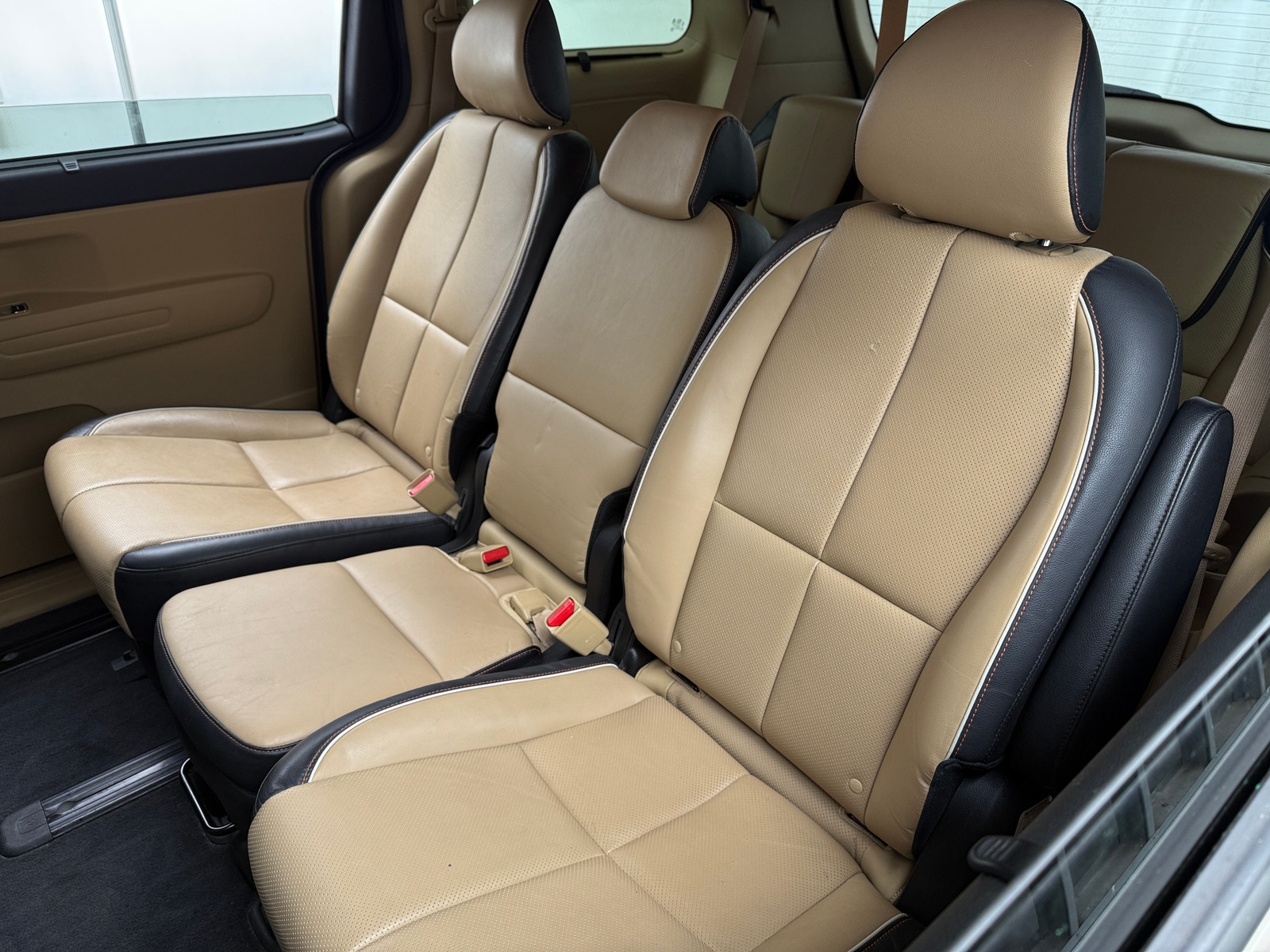 Thumbnail: 2017 Kia Sedona - 5