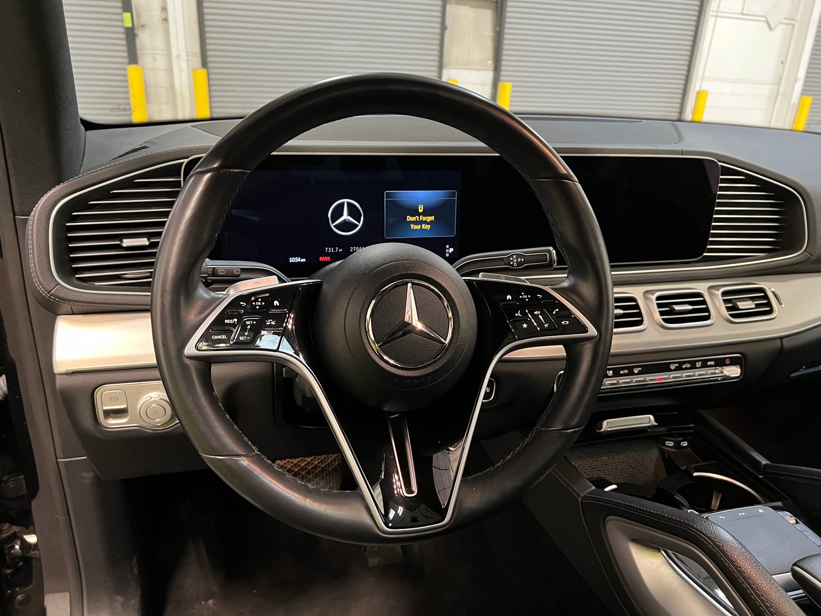 Thumbnail: 2024 Mercedes-Benz GLS - 4