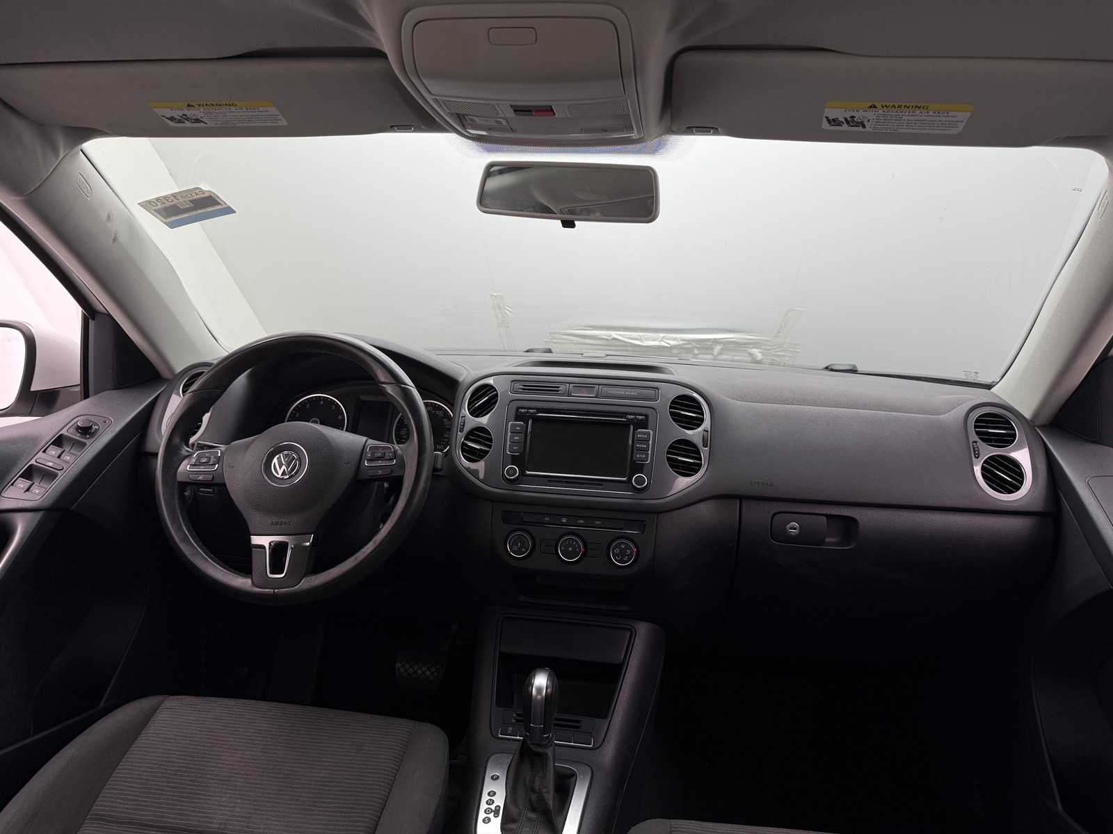 Thumbnail: 2015 Volkswagen Tiguan - 3