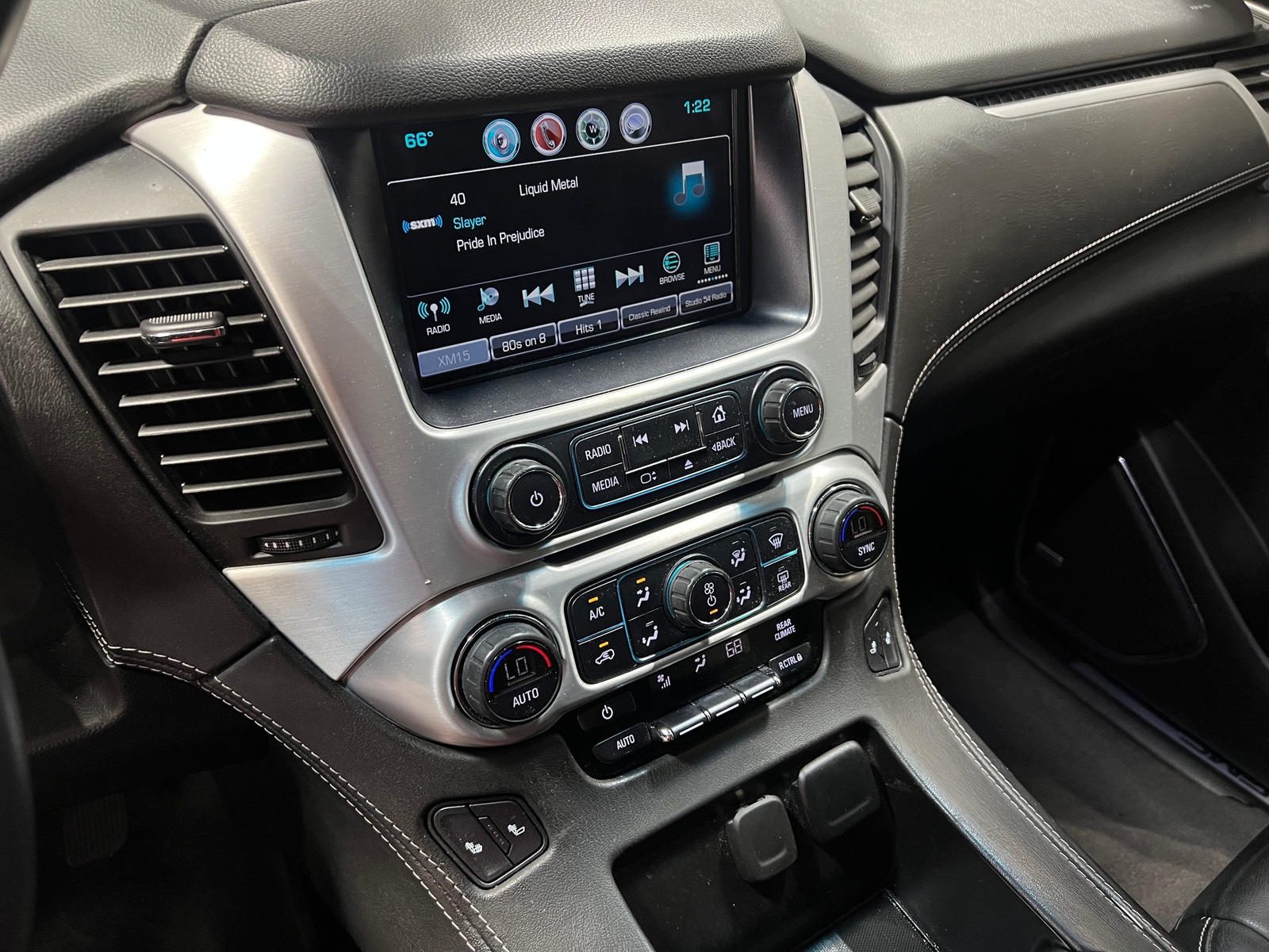 Thumbnail: 2019 GMC Yukon - 3