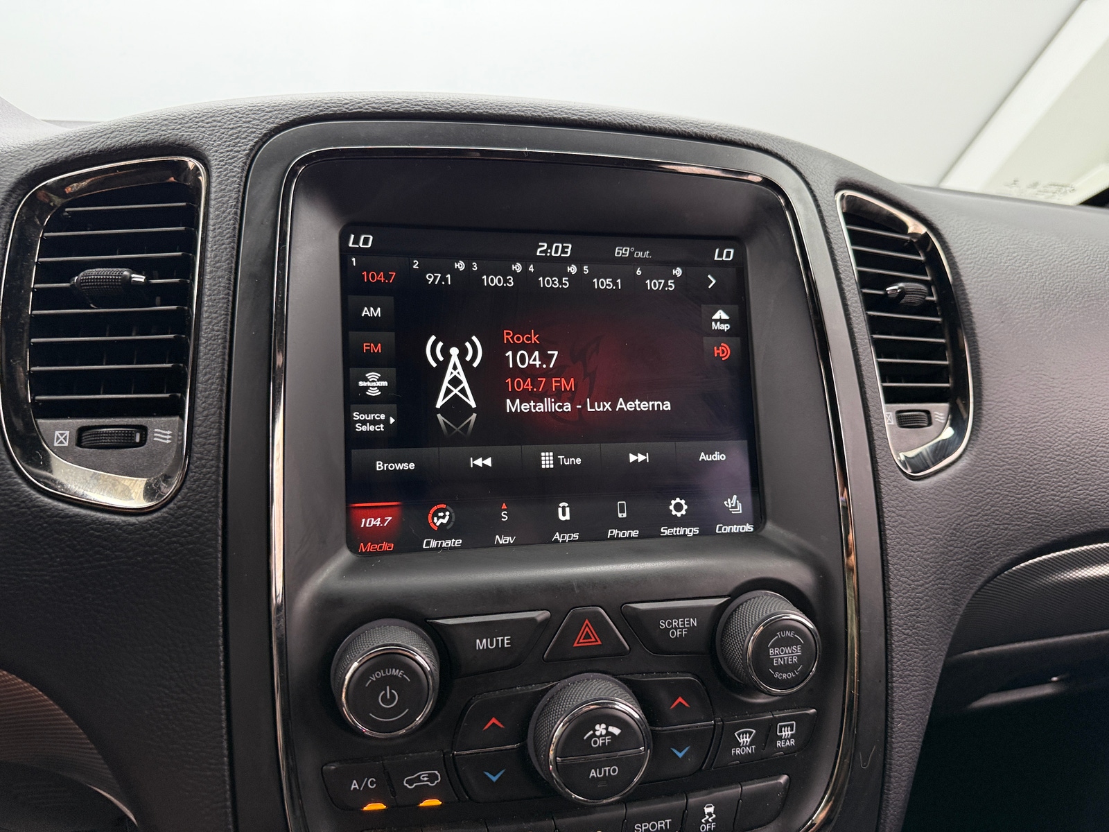 Thumbnail: 2020 Dodge Durango - 3