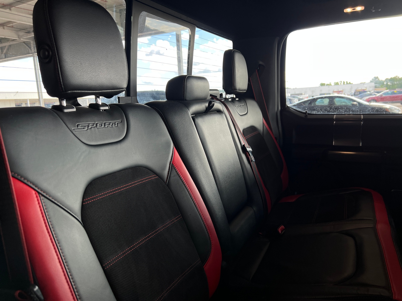 Thumbnail: 2016 Ford Econoline - 5